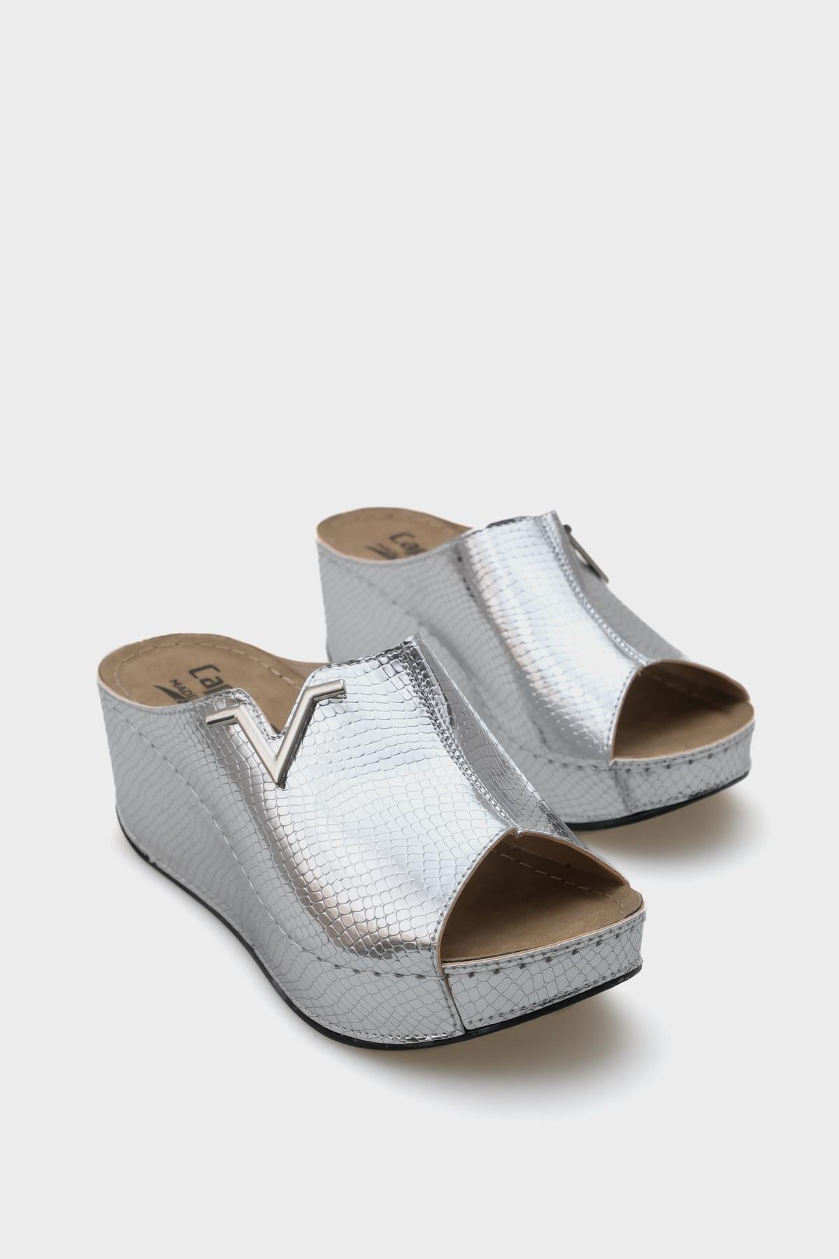 Capone Kailey 6145 Women Silver Platform V Clip Accessory Sandals
