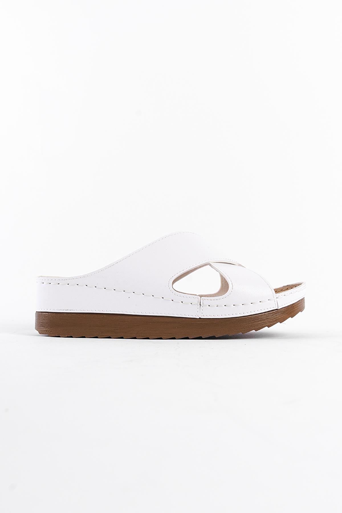 Capone Kandy Z0632 Women White Slide Comfort Anatomical Cross Band Sandals