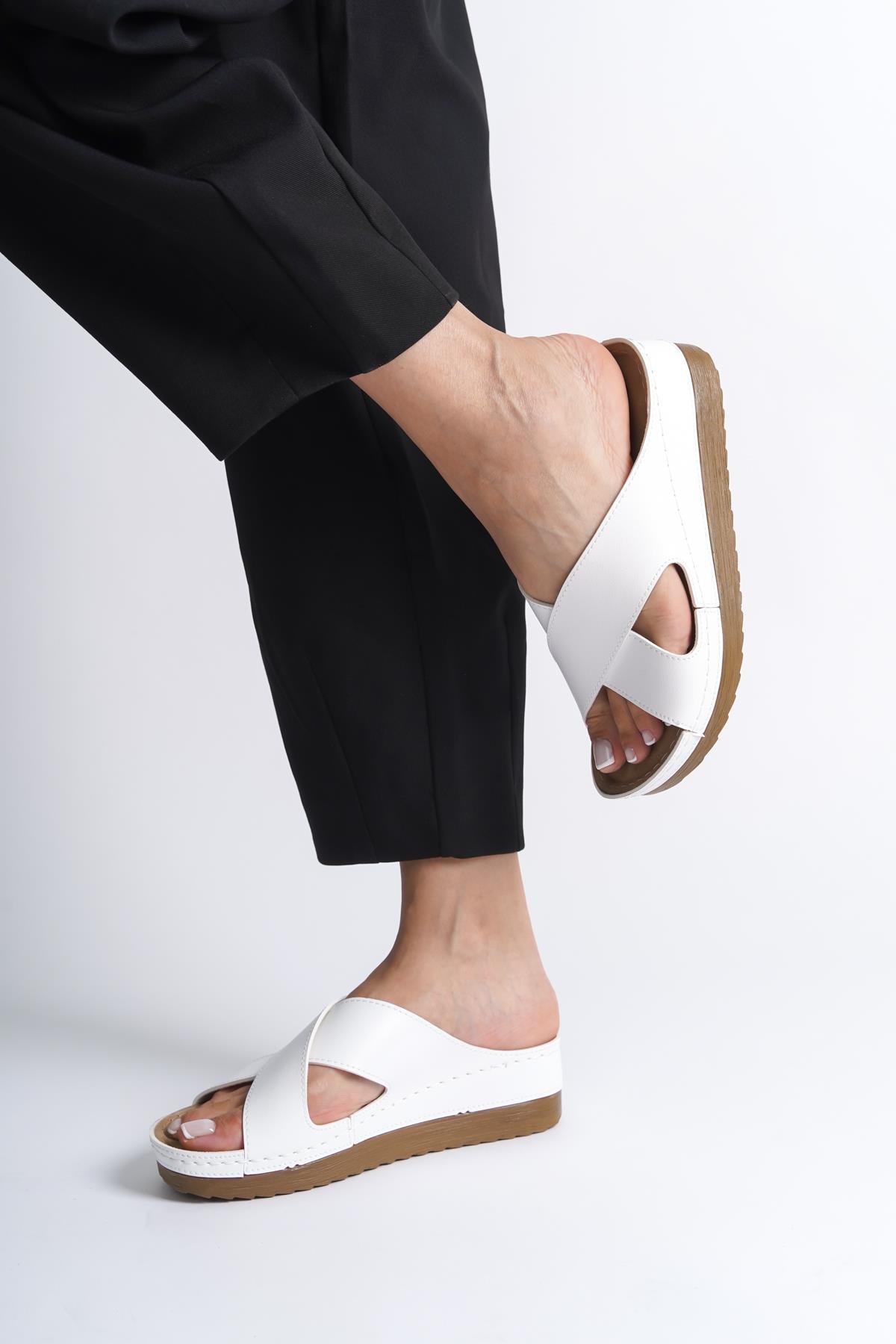 Capone Kandy Z0632 Women White Slide Comfort Anatomical Cross Band Sandals