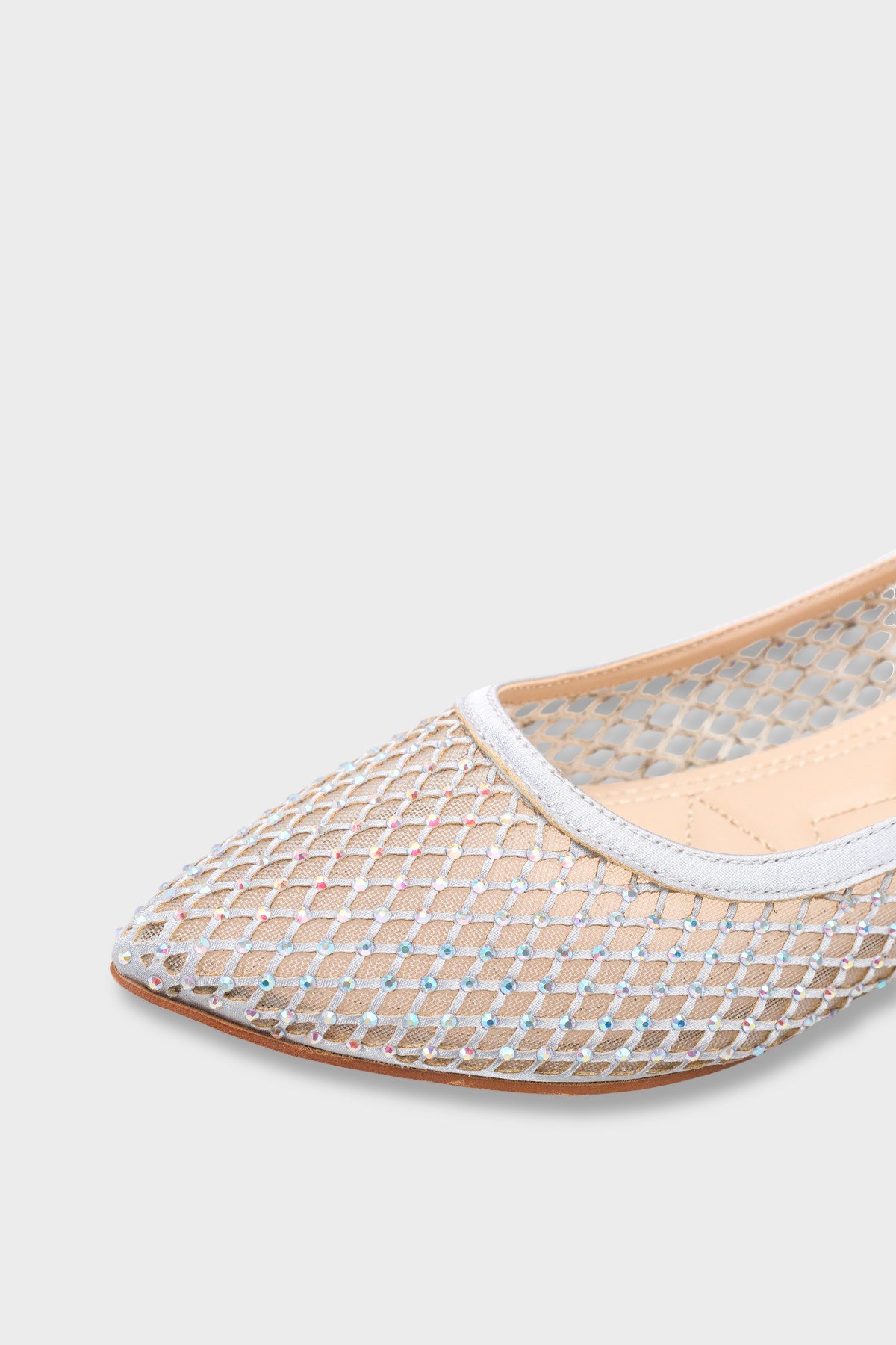 Capone Kathlene Pointed Toe Crystal Embellished Mesh Women Silver Wedding Ballet Flat