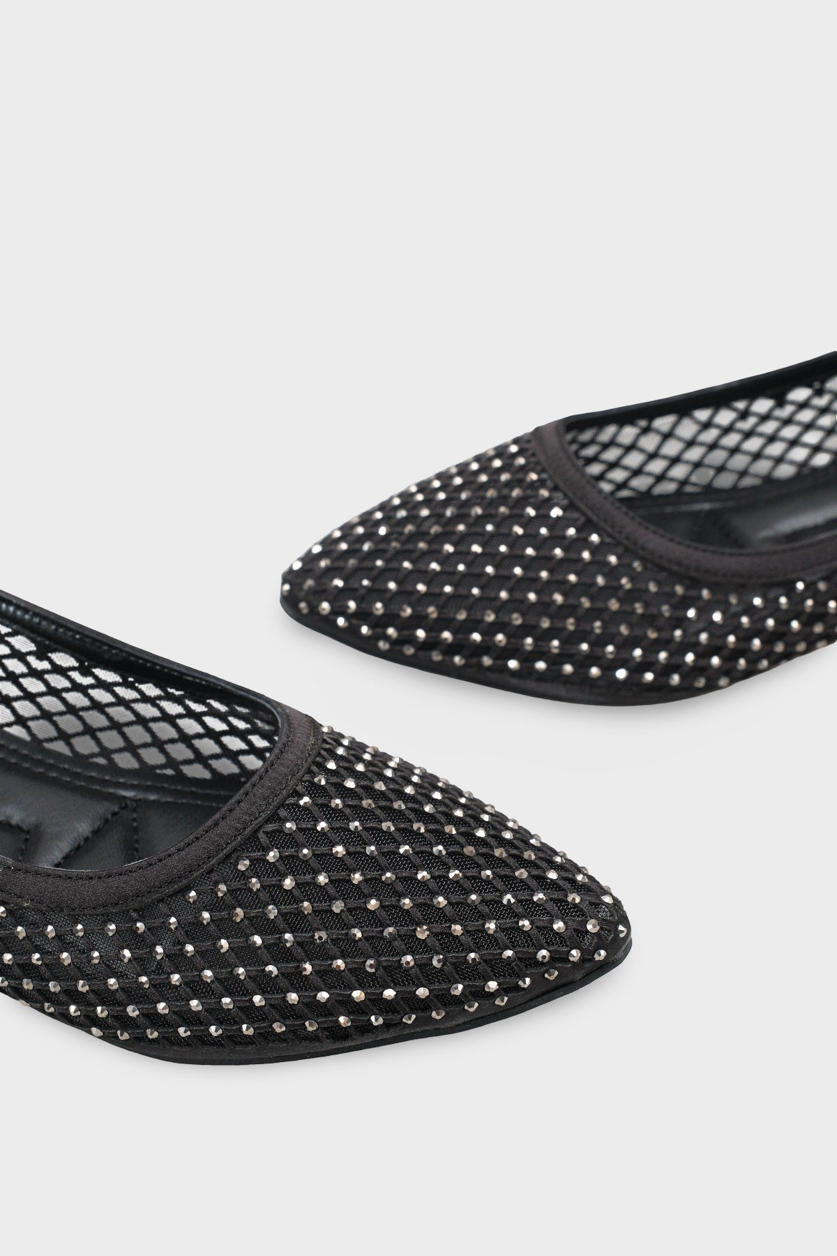Capone Kathlene Pointed Toe Crystal Embellished Mesh Women Satin Black Wedding Ballet Flat