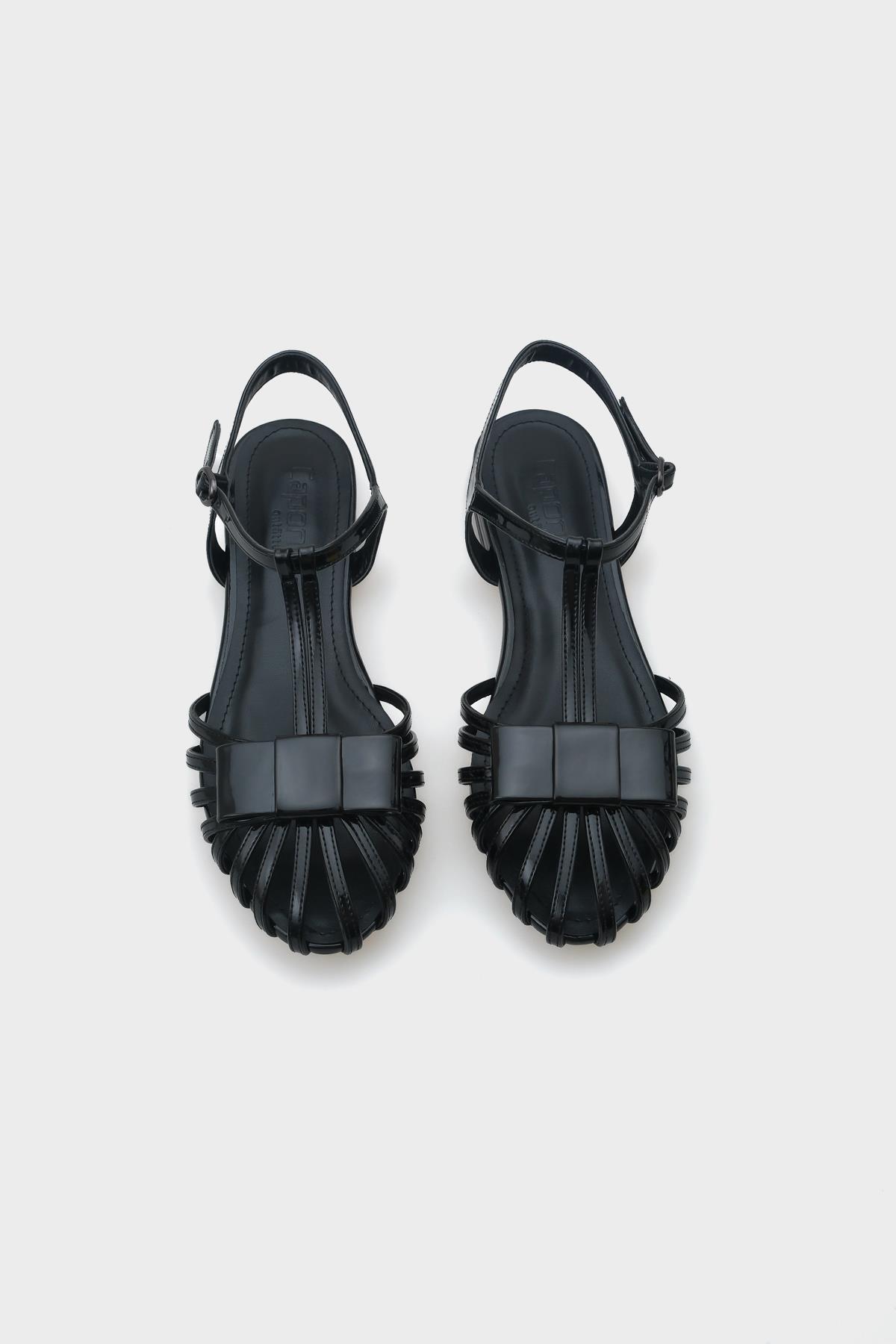 Capone Lattice Braided Women Patent Black Ballerinas