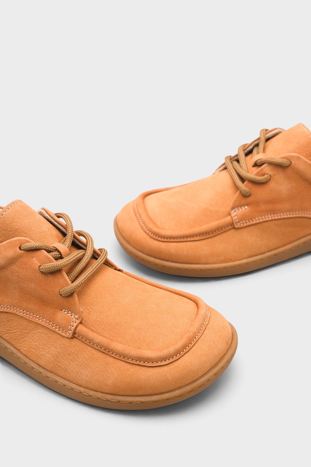 Capone Lauryn Genuine Nubuck Leather Comfort Lace-Up Women Nubuck Tan Loafer