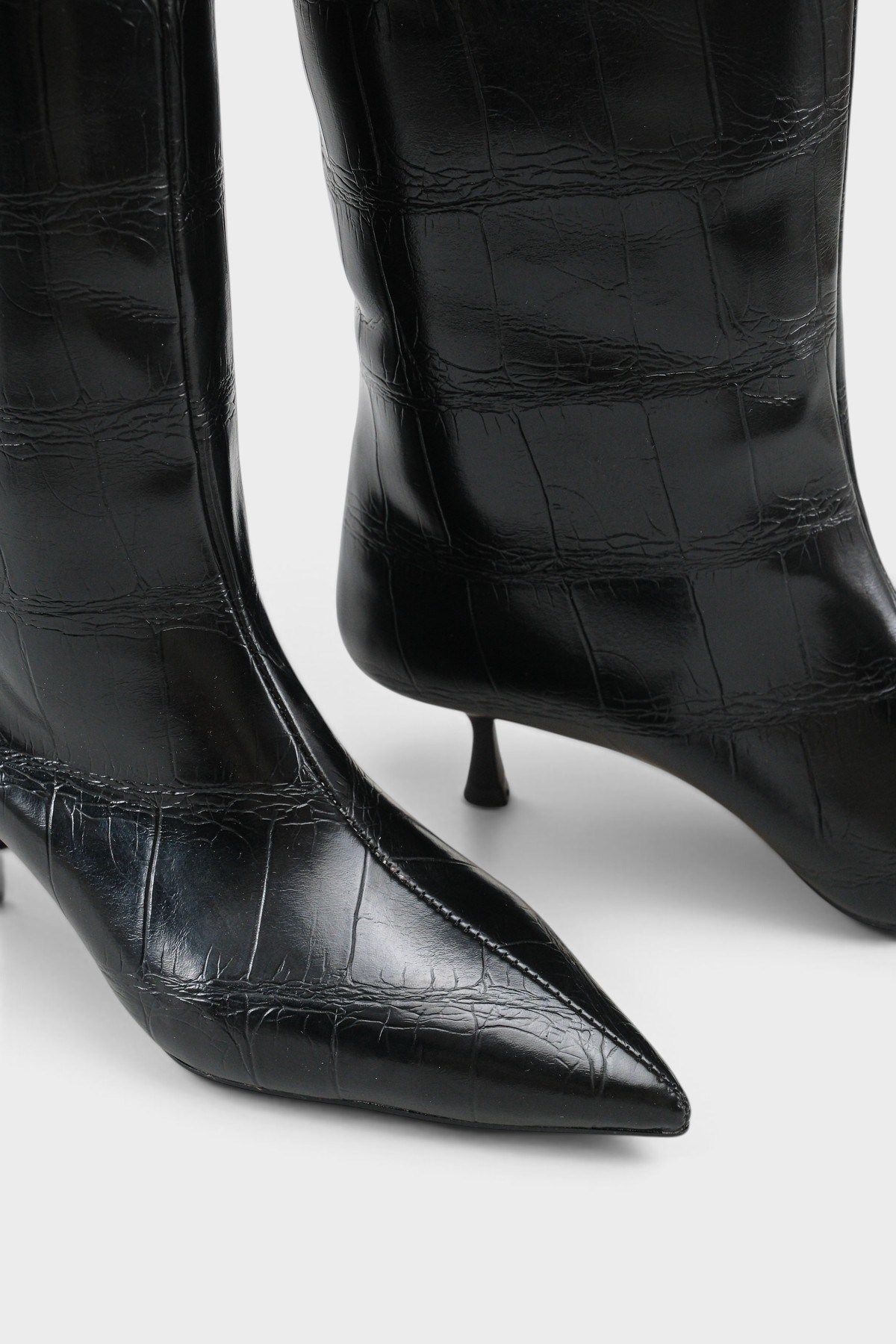 Capone Leila Side Zip Pointed Toe Elegant Mid Heel Women Black Boot
