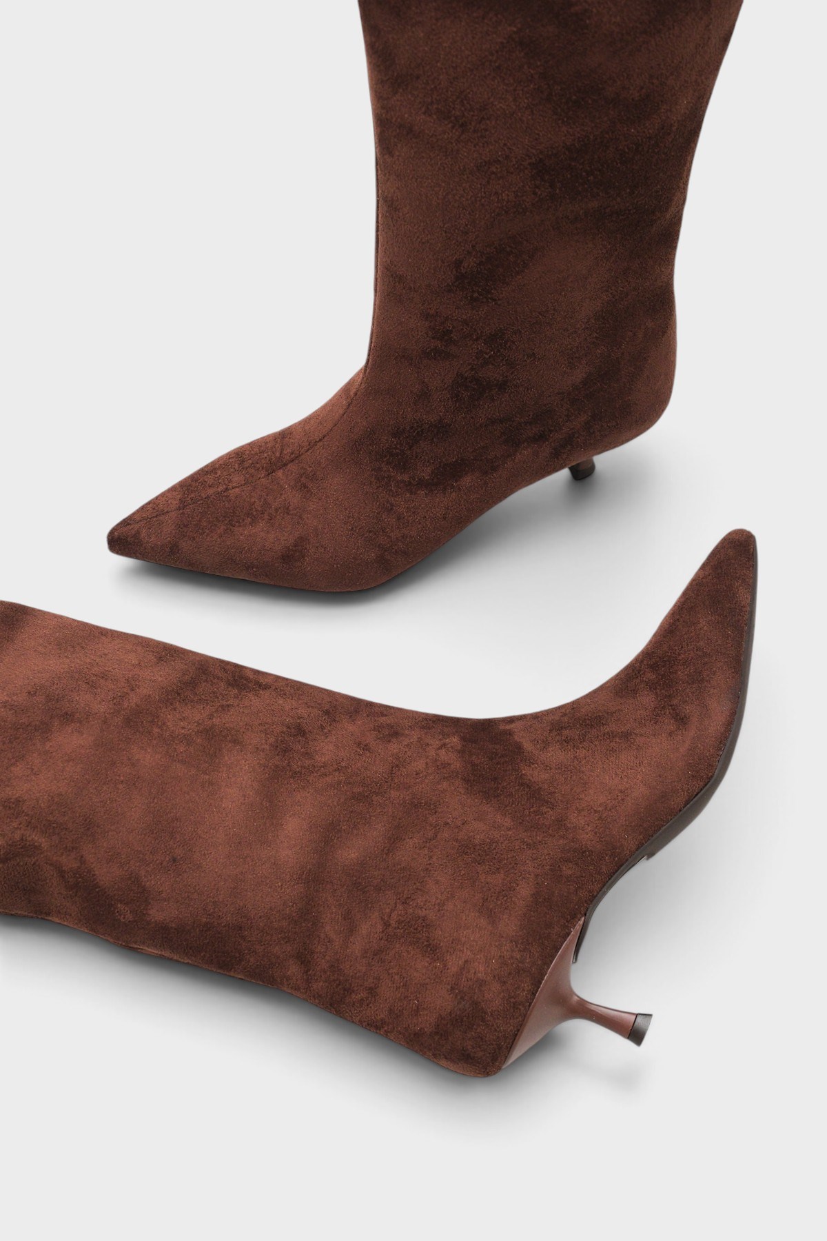 Capone Leila Side Zip Pointed Toe Elegant Mid Heel Women Sued Brown Boot