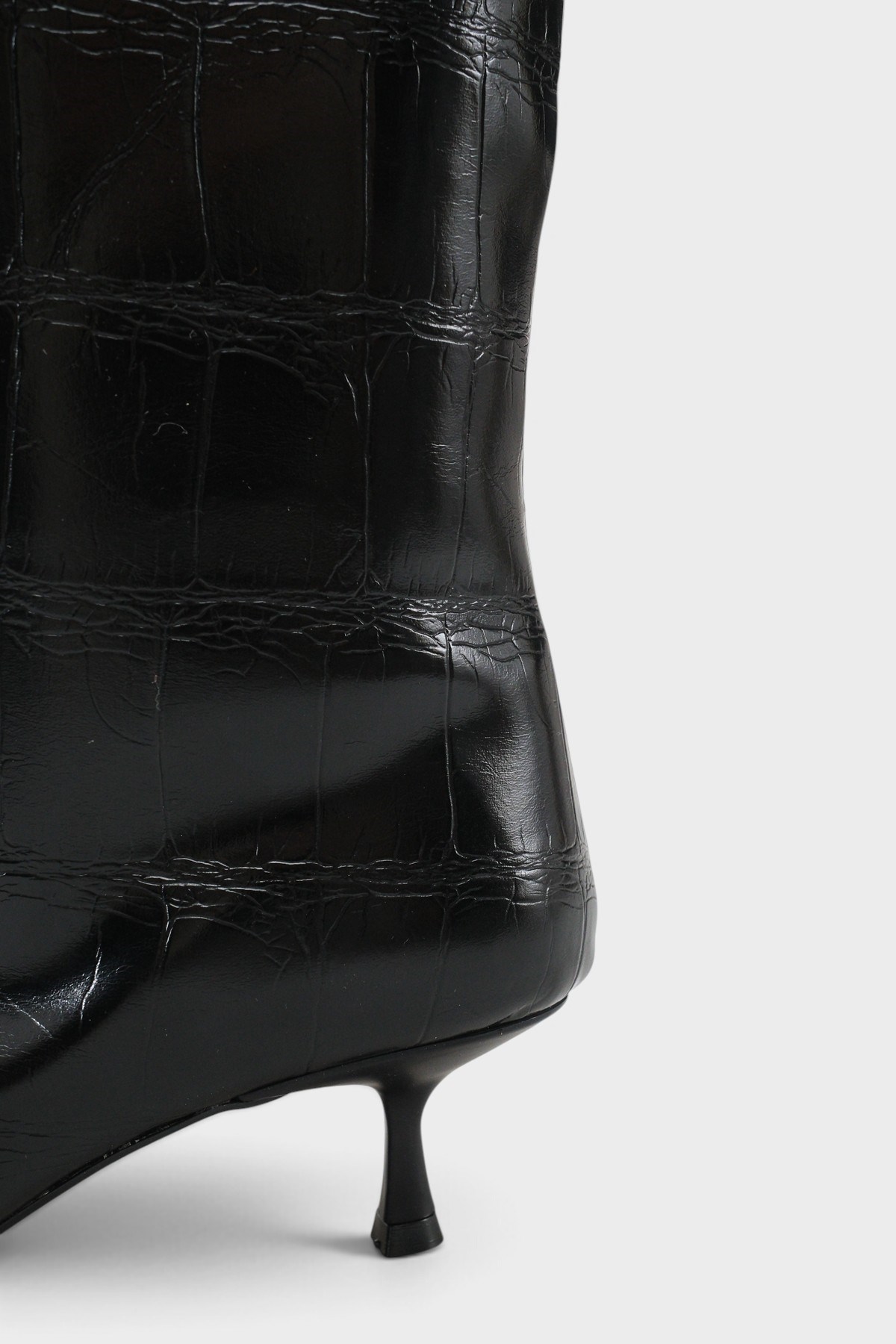 Capone Leila Side Zip Pointed Toe Elegant Mid Heel Women Black Boot