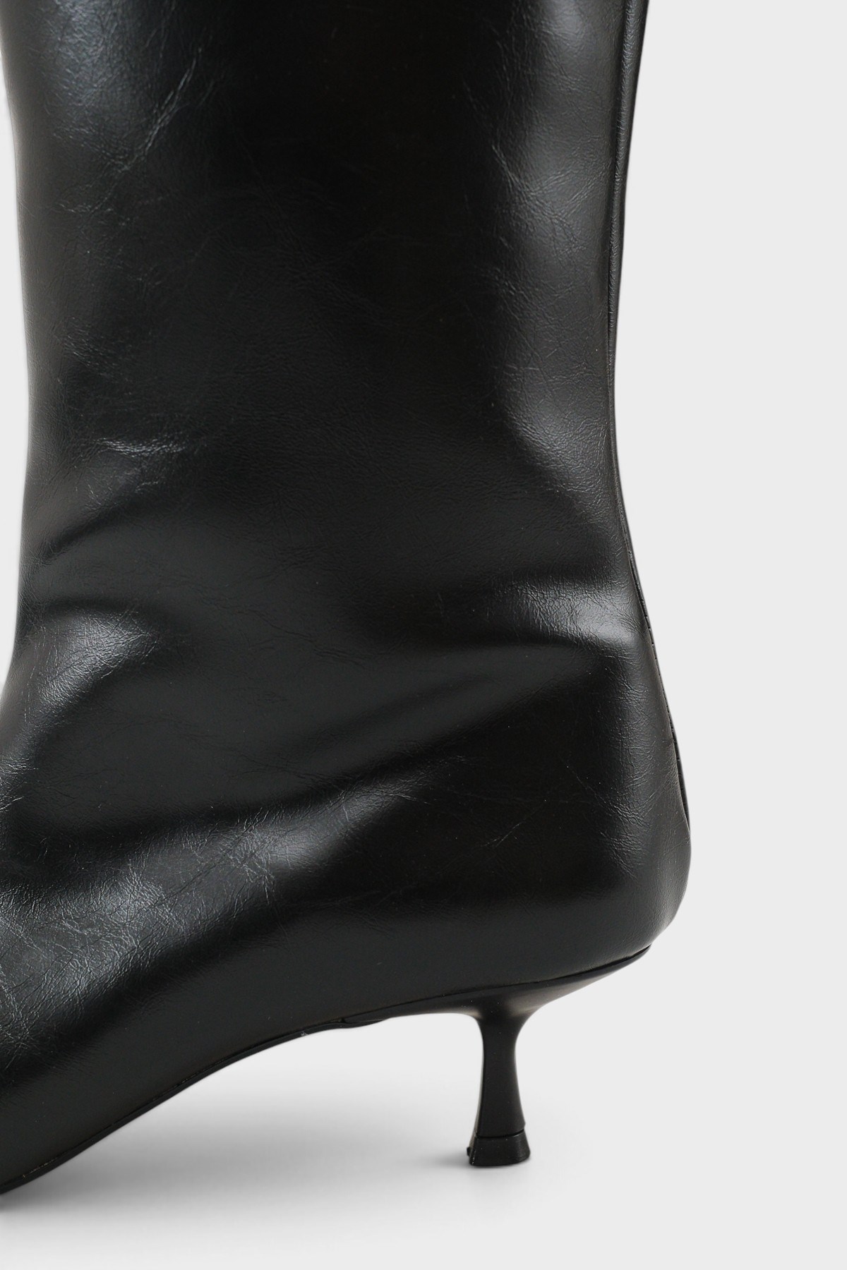 Capone Leila Side Zip Pointed Toe Elegant Mid Heel Women Black Boot