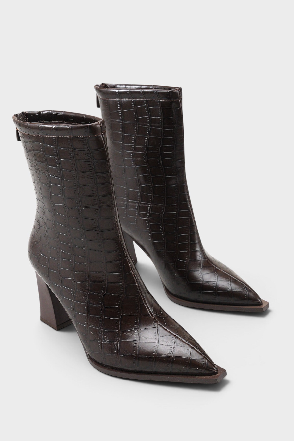 Capone Lizzie Pointed Toe Block Heel Back Zip Elegant Women Brown Ankle Boot