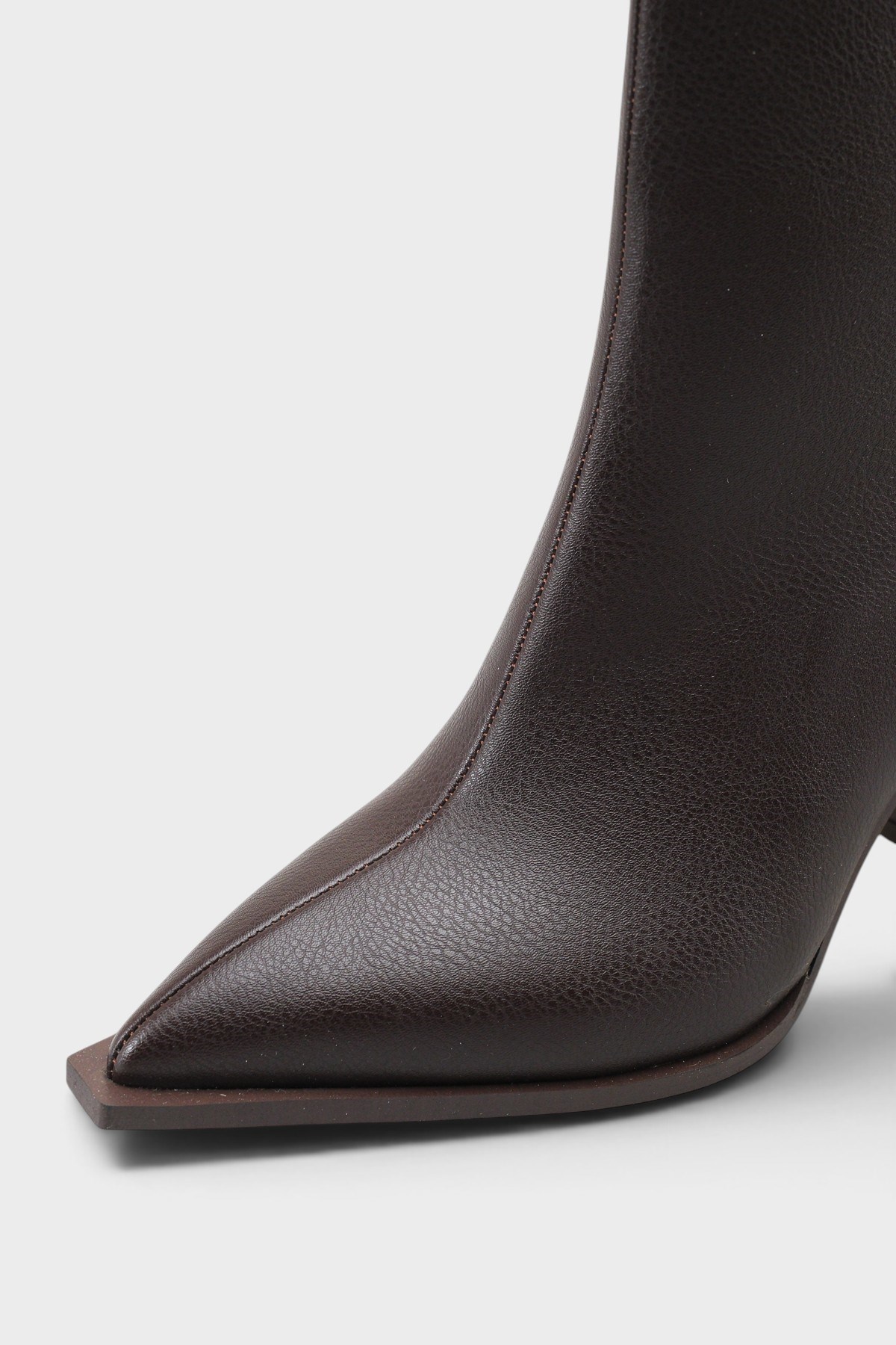 Capone Lizzie Pointed Toe Block Heel Back Zip Elegant Women  Ankle Boot