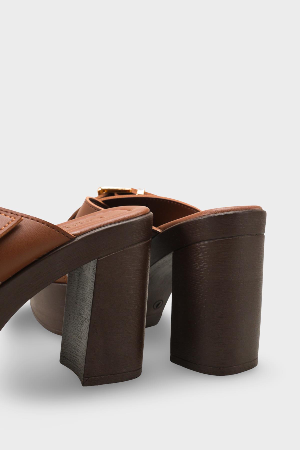 Capone Marlo Platform Cross Band Metal Buckle Women Brown Sandal