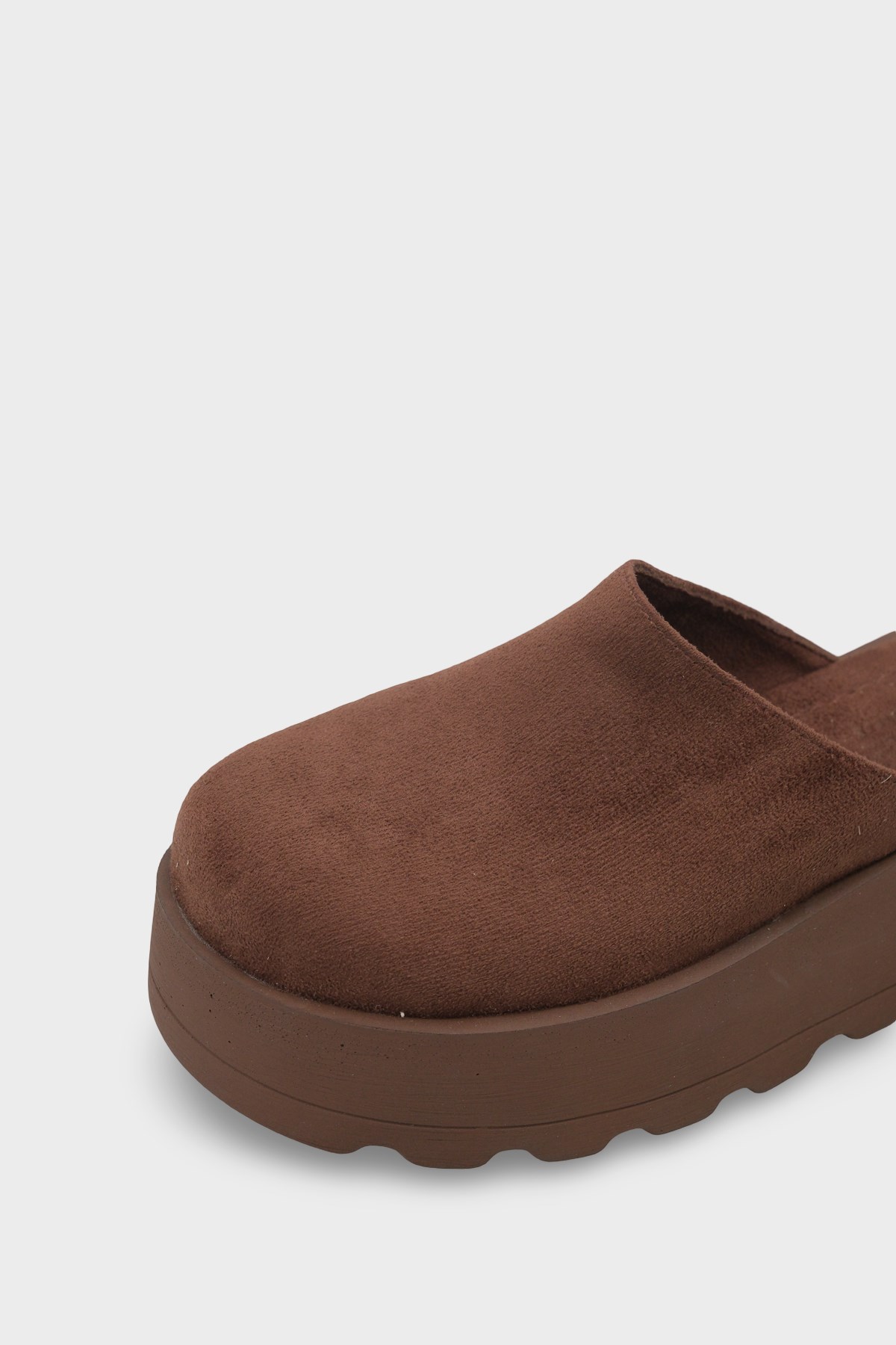 Capone Marlyn Faux Fur Suede Look Women Sued Brown Clog