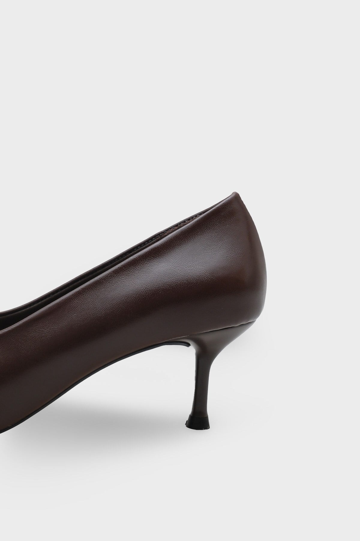 Capone Merle Pointed Toe Genuine Leather Lined Stiletto