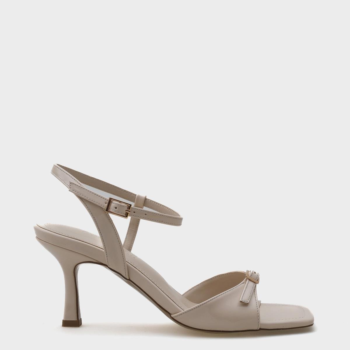 Capone Mid Heel Ankle Strap Buckled Women Patent Ecru Sandals