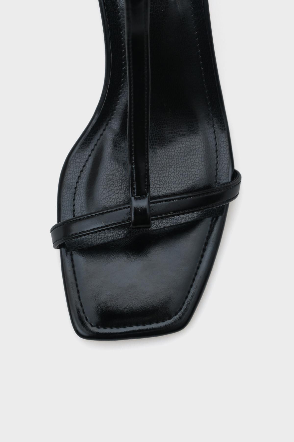 Capone Mid Heel Ankle Strap Women Black Sandals