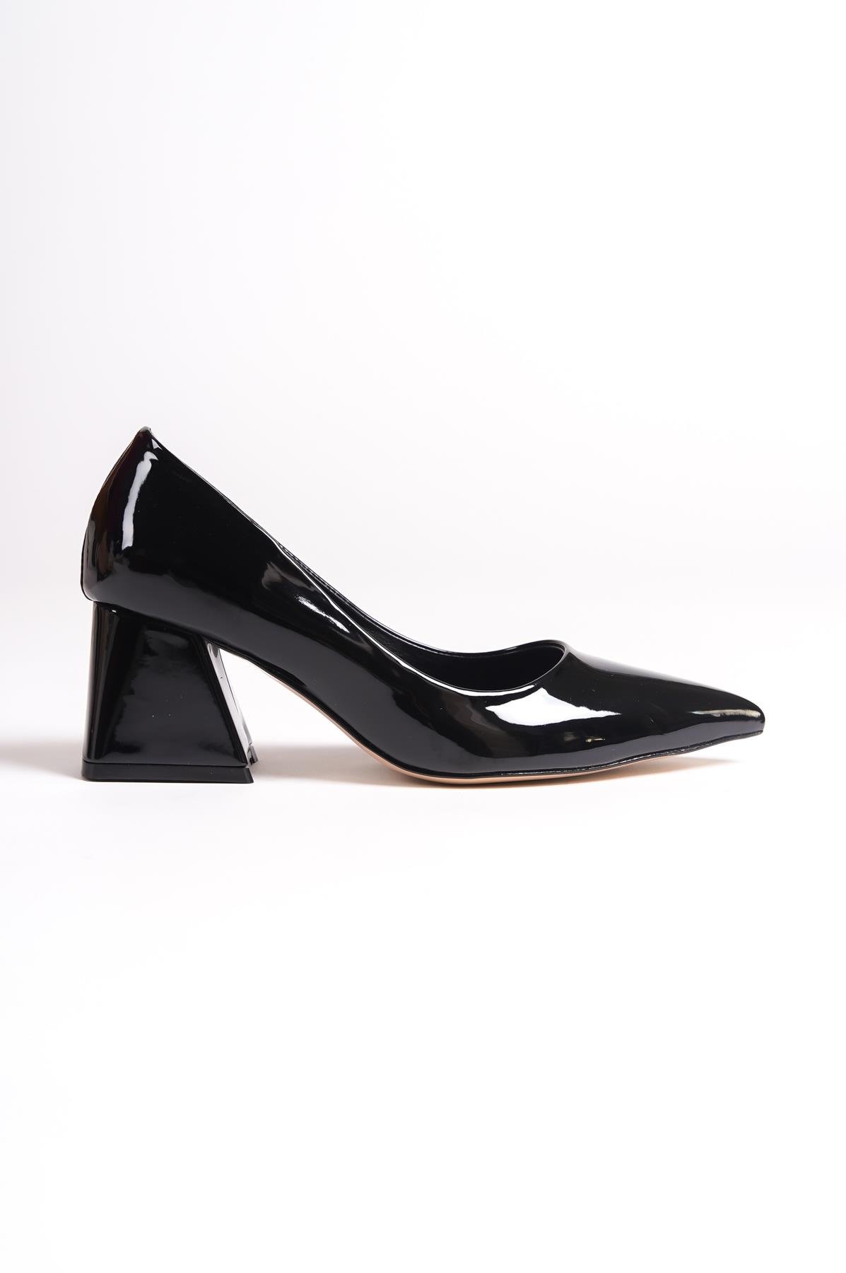 Capone Mid Heel Soft Padded Insole Women Black Shoes