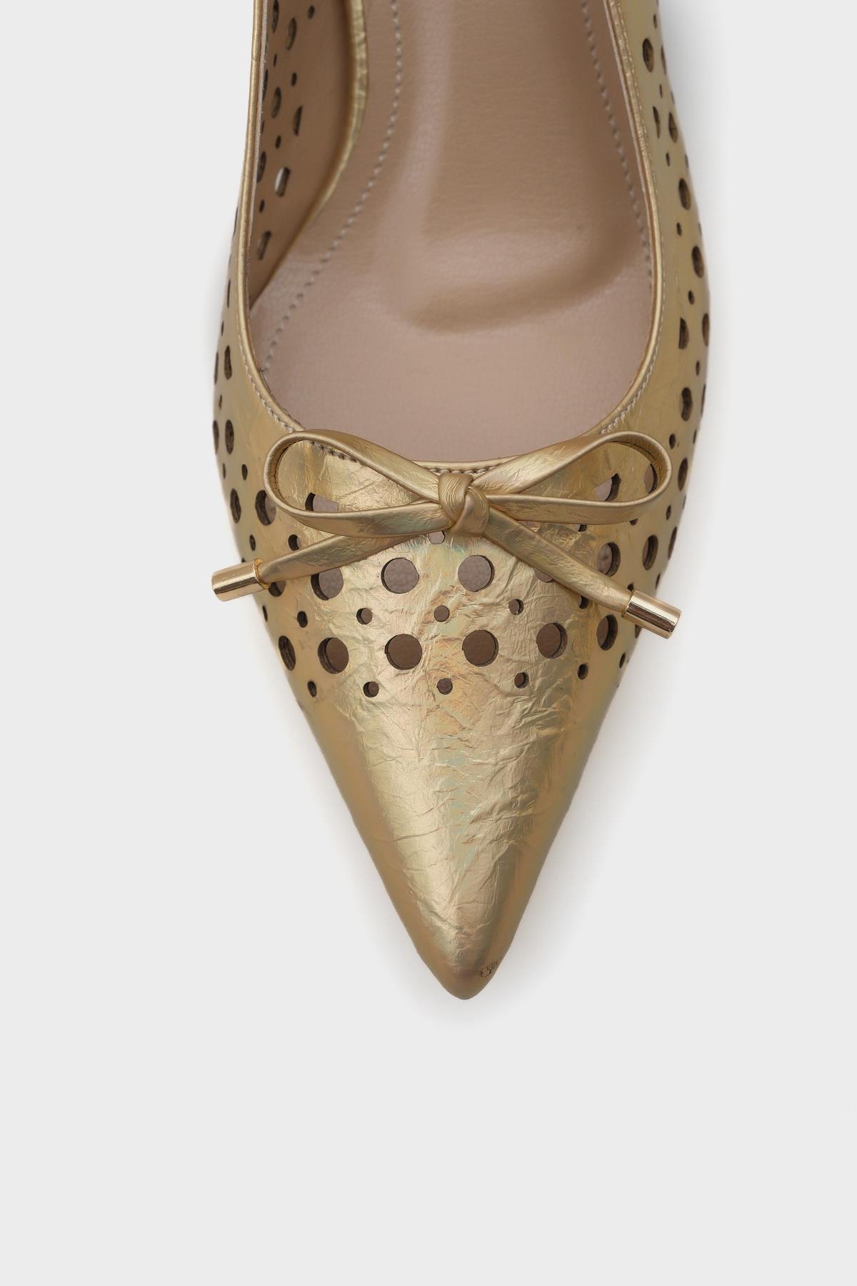 Capone Mid Heel Studded Pointed Toe Open Back Metallic Women Gold Shoes