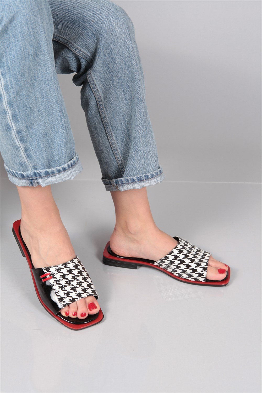 Capone MİLA Single Band Two Part Houndstooth Pattern Woman Sandals