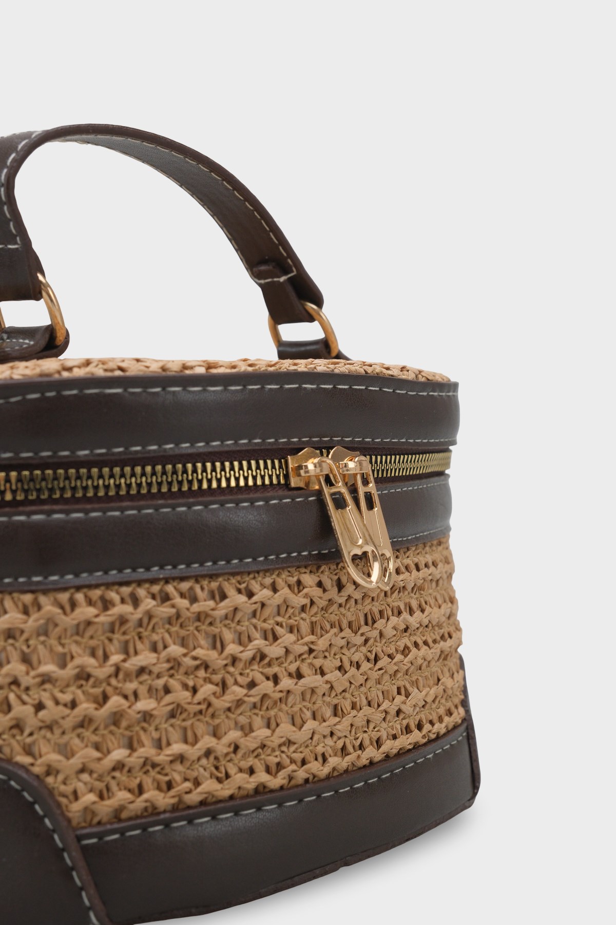 Capone Monte Carlo Raffia Look Box Shape Chain Strap Women Mink Bag