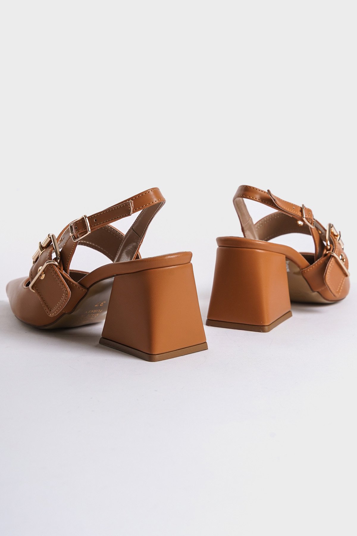 Capone Open Back Banded Buckle Detailed Thick Heeled Women Honey Shoes