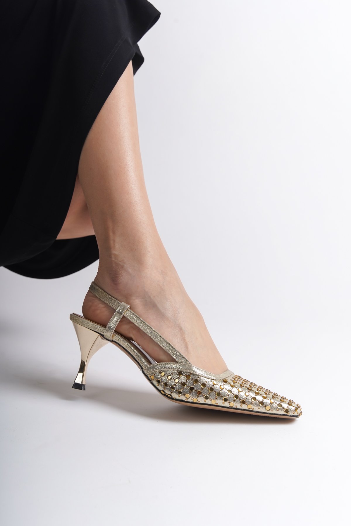Capone Open Back Blunt Toe Crystal Embellished Mid Heeled Women Gold Shoes