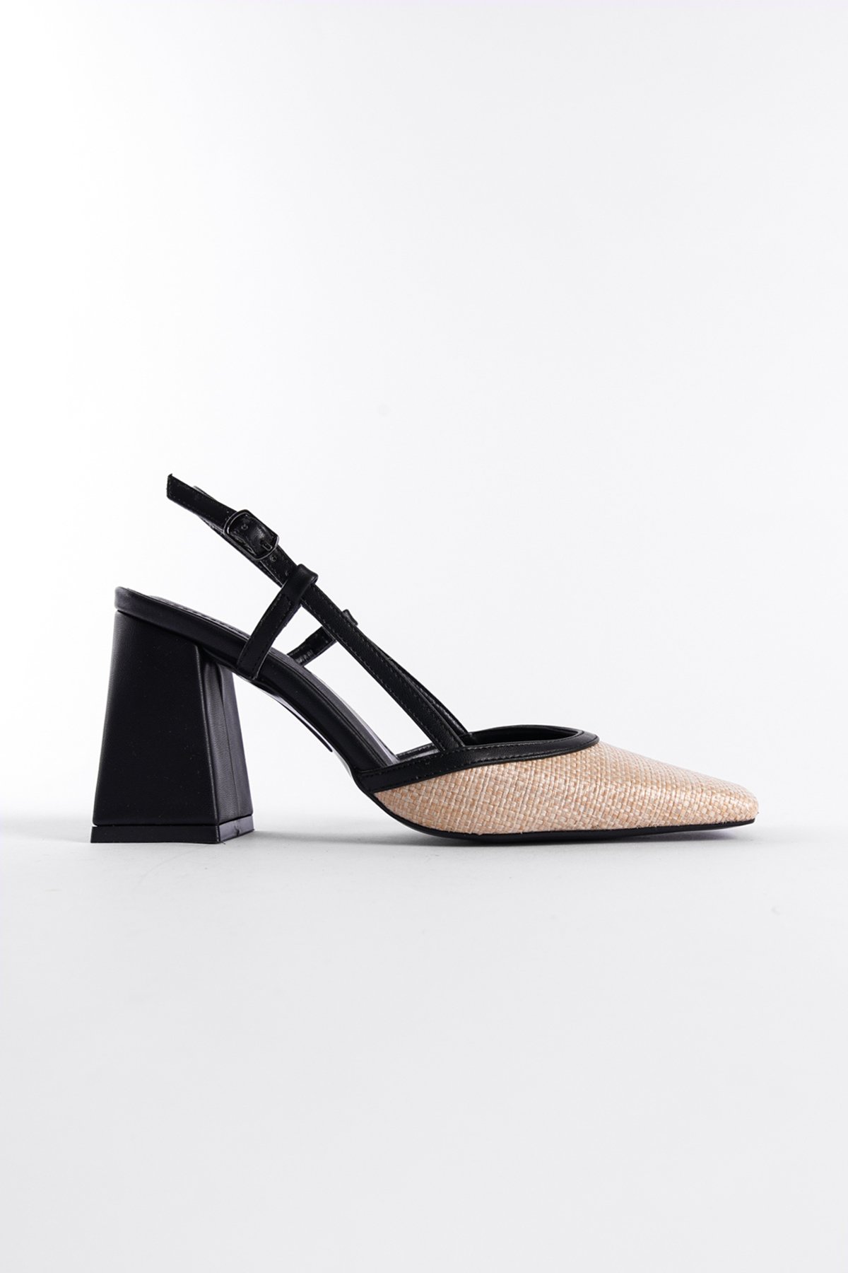 Capone Open Back Blunt Toe Thick Heeled Wicker Women Black Shoes