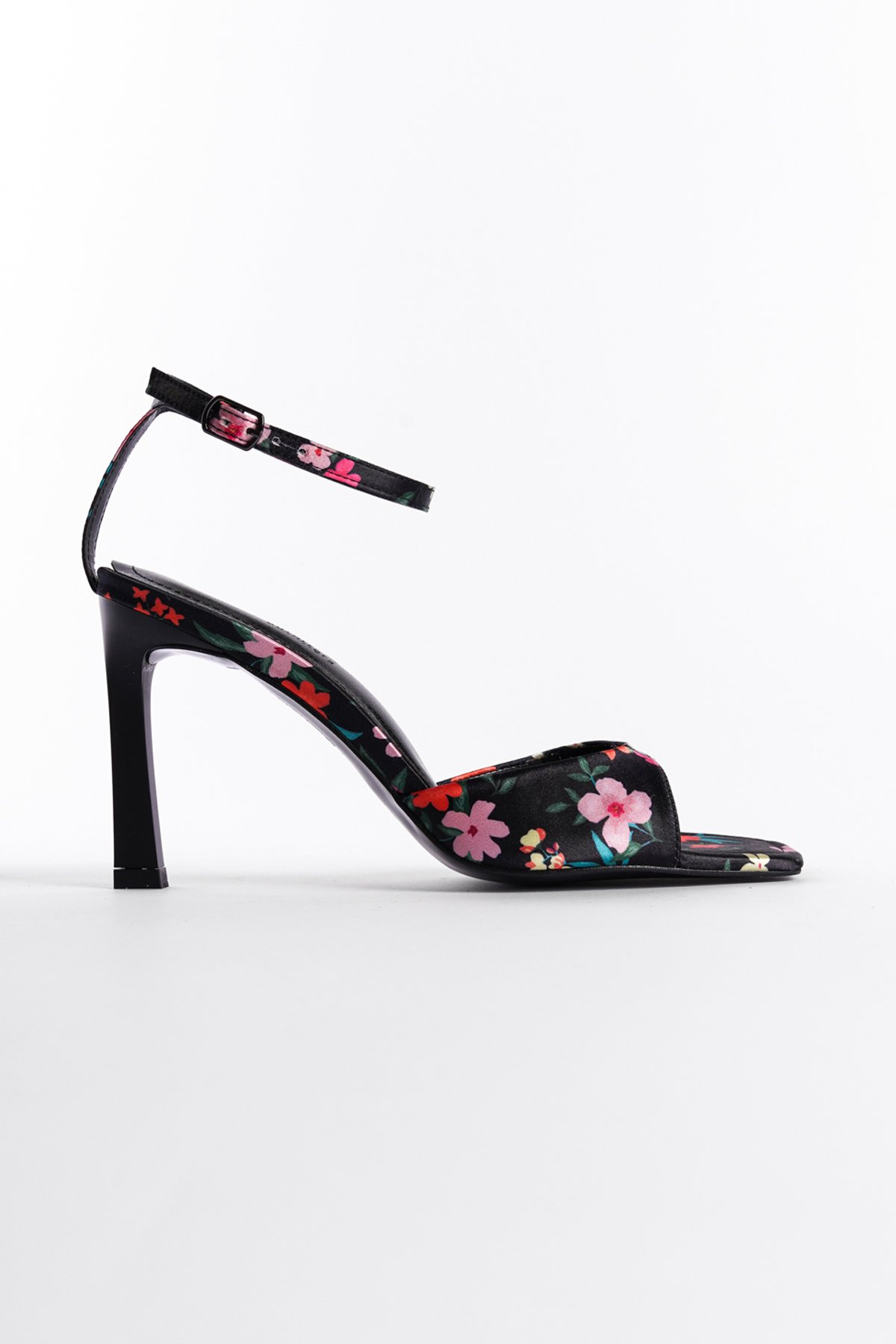 Capone Open Back Pointed Toe High Heeled Flower Patterned Women Black Shoes