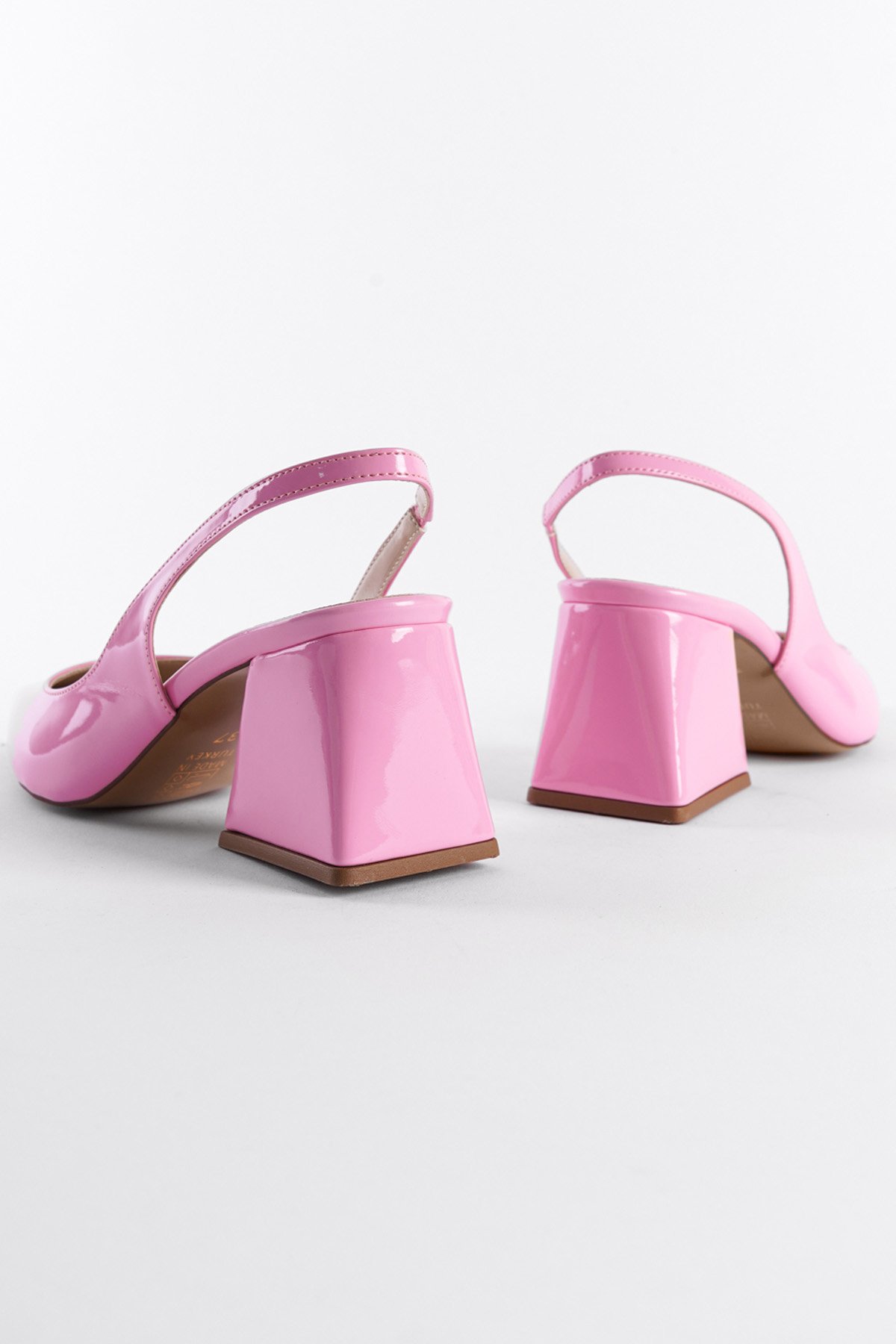 Capone Open Back Pointed Toe Mid Heel Patent Leather Women Pink Shoes