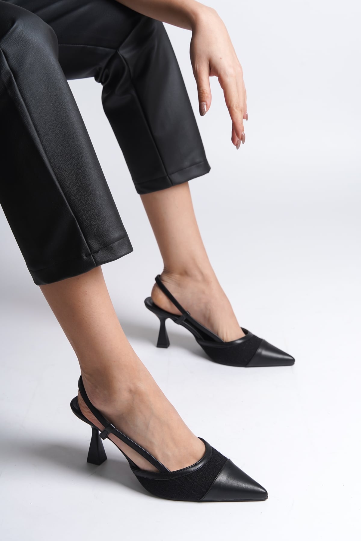 Capone Open Back Pointed Toe Mid Heel Women Black Shoes