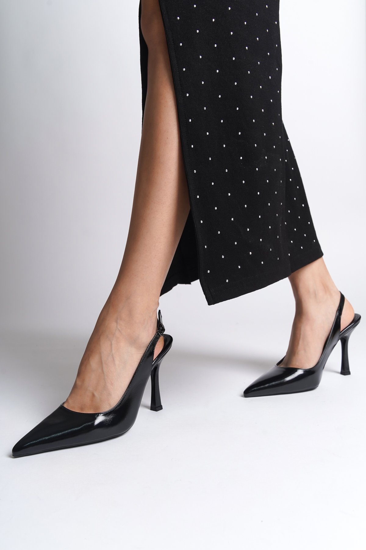 Capone Open Back Pointed Toe Mid Heeled Women Metallic Black Shoes