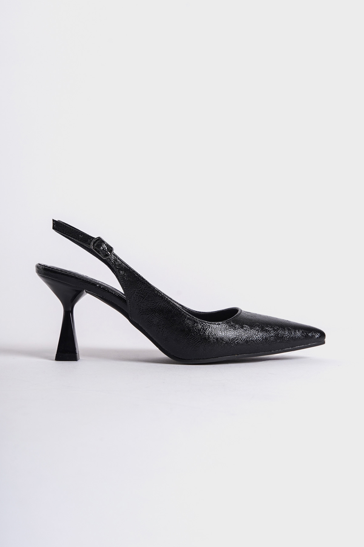 Capone Open Back Pointed Toe Mid Heeled Women Black Shoes