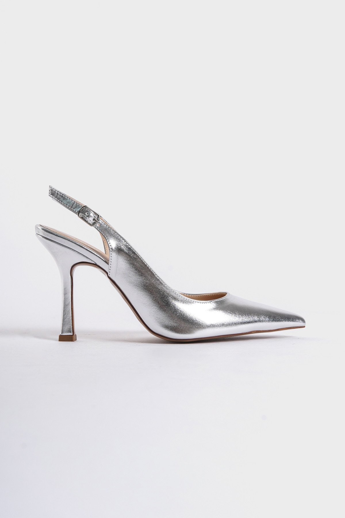 Capone Open Back Pointed Toe Mid Heeled Women Metallic Silver Shoes
