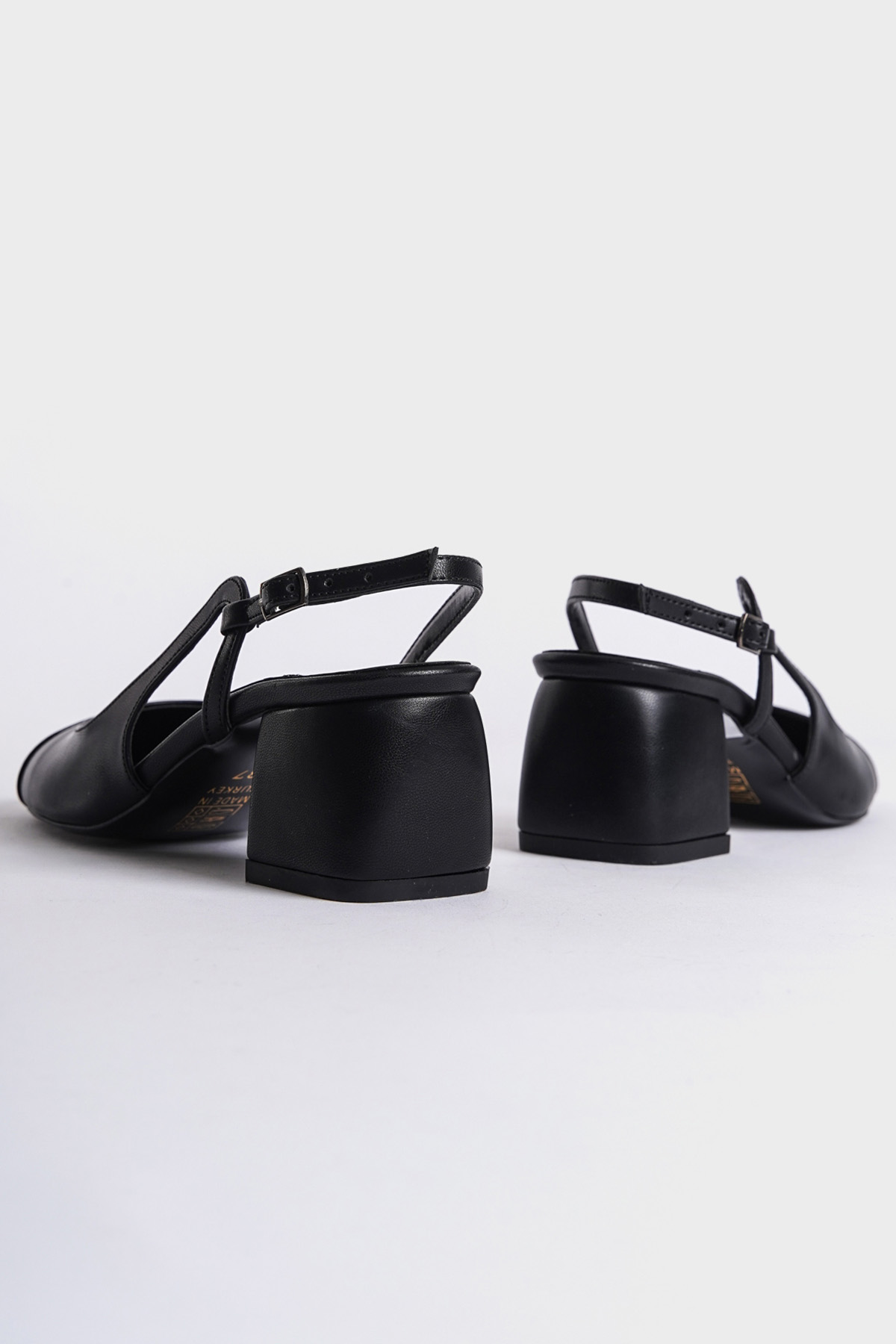 Capone Open Back Round Toe Thick Heeled Women Black Shoes