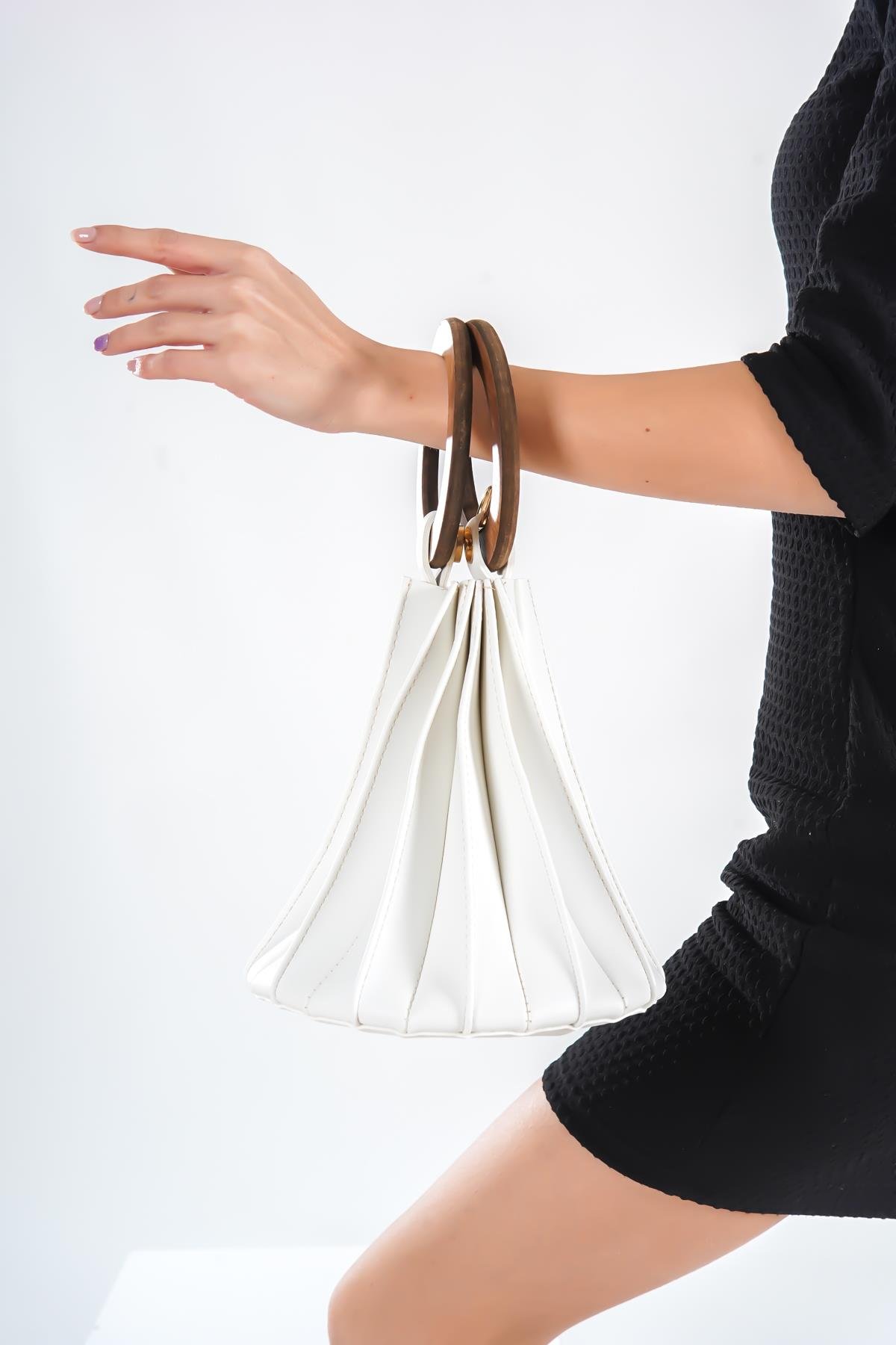 Capone Osaka Women White Handbag
