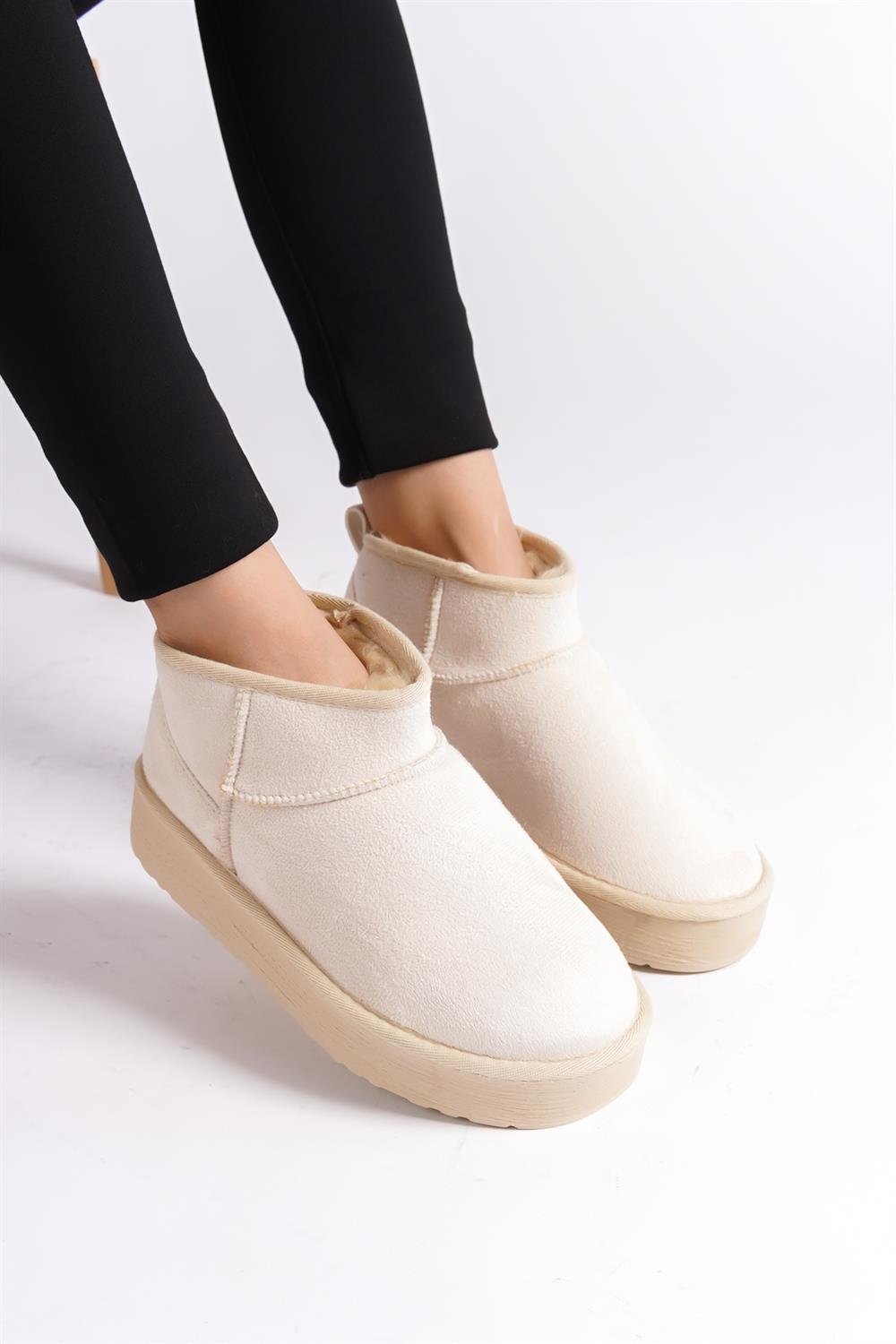 Capone Outfitters 001 Women Beige Boot