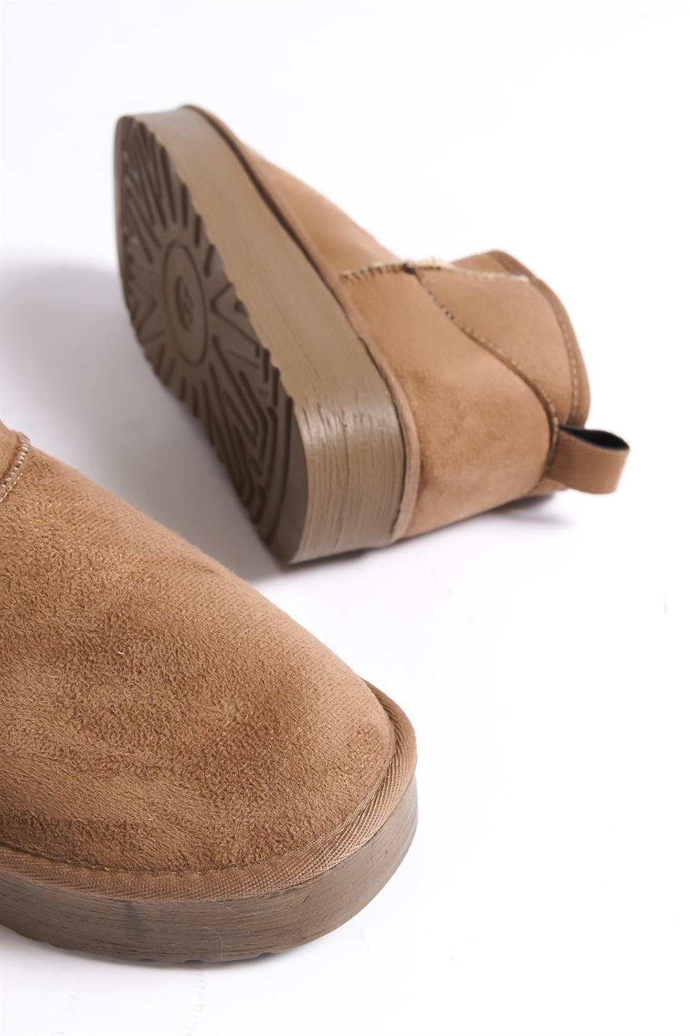 Capone Outfitters 001 Women Mink Boot