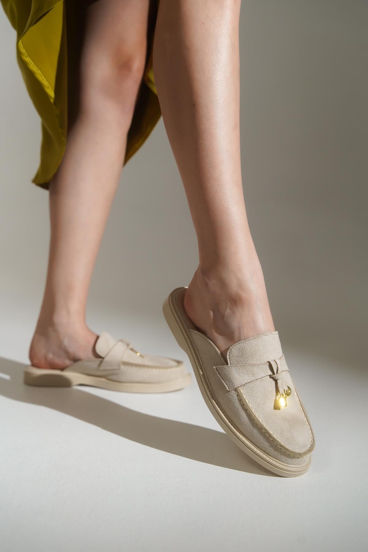 Capone Outfitters 003 Women Beige Sandal