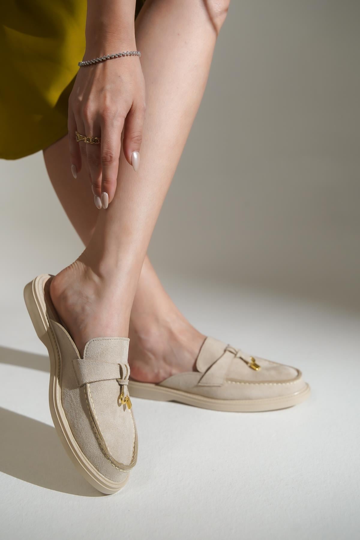 Capone Outfitters 003 Women Beige Sandal