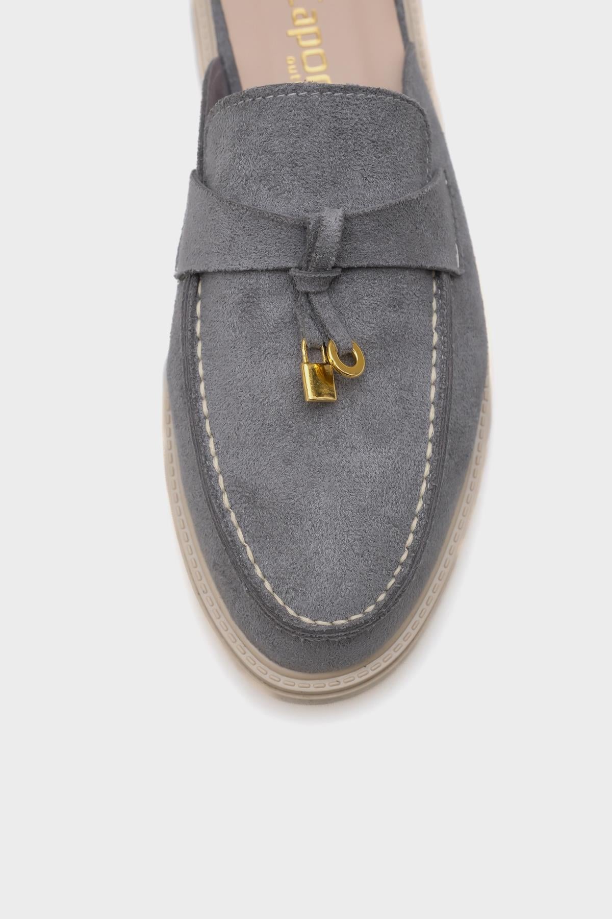 Capone Outfitters 003 Women Light Grey Sandal