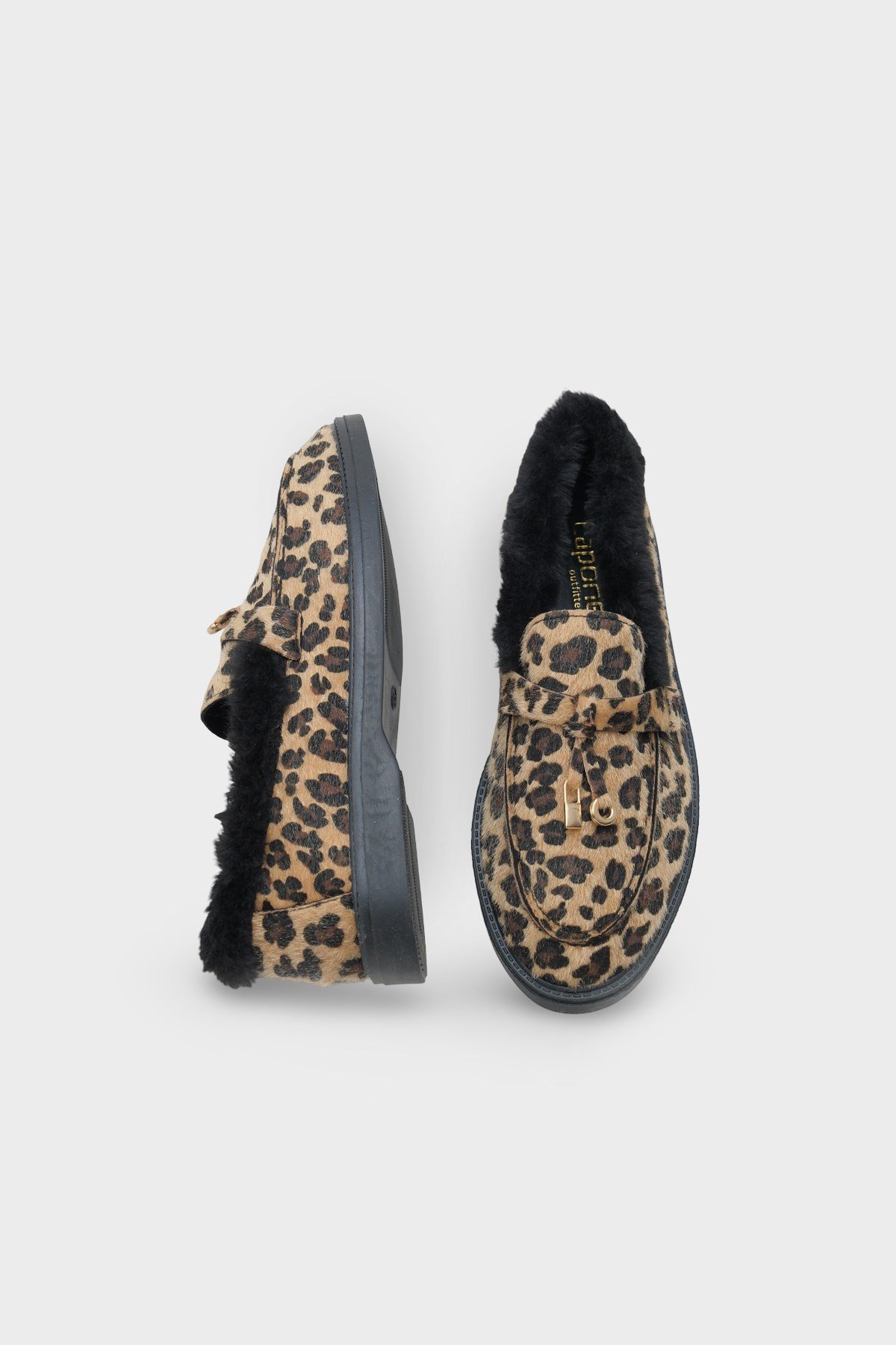 Capone Outfitters 004 Women Leopard Furry Loafer