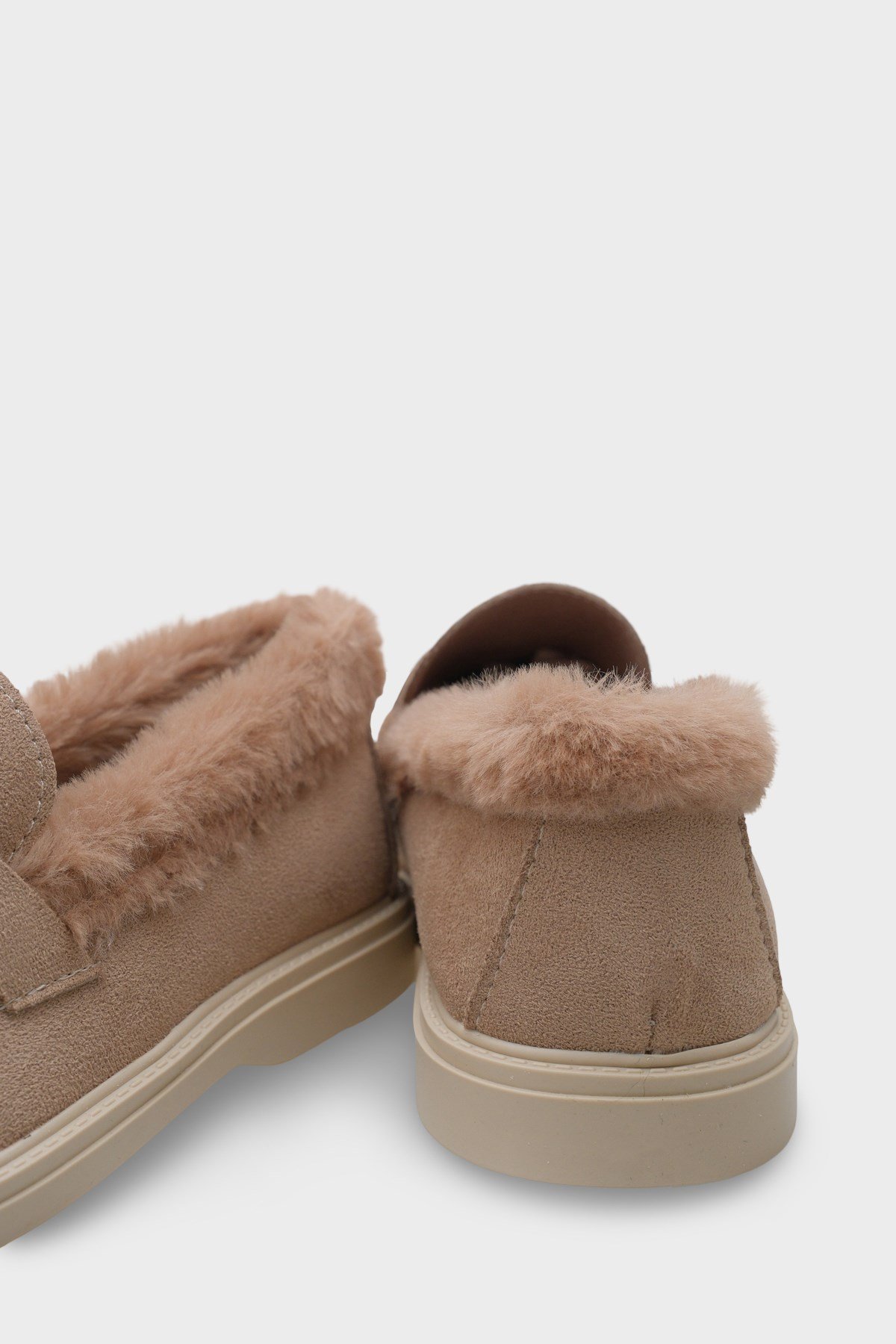 Capone Outfitters 004 Women Sued Mink Loafer