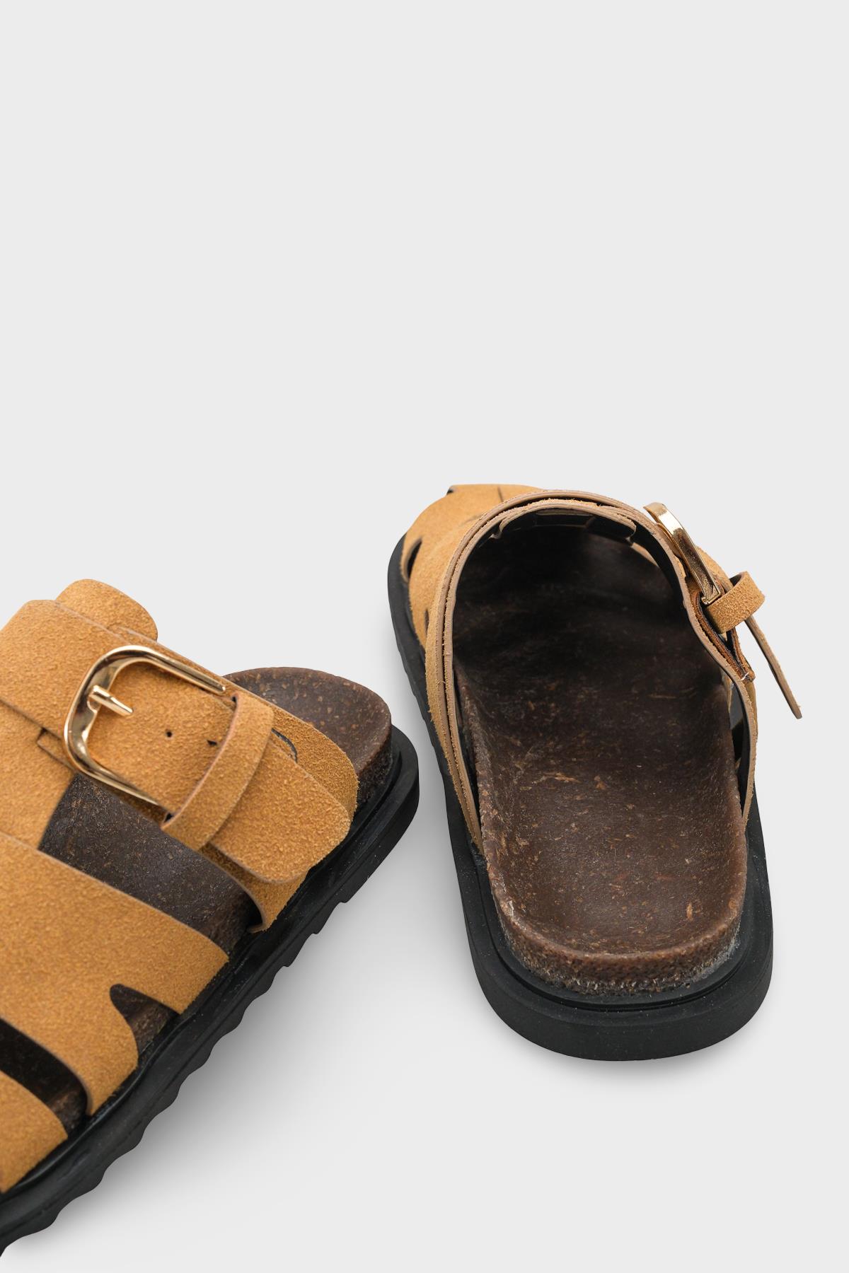 Capone Outfitters 1007 Women Tan Sandal