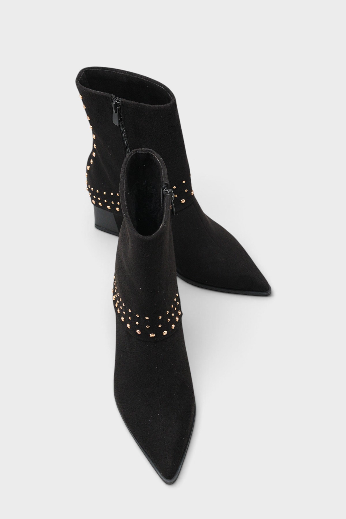 Capone Outfitters 102 Women Sued Black Boot