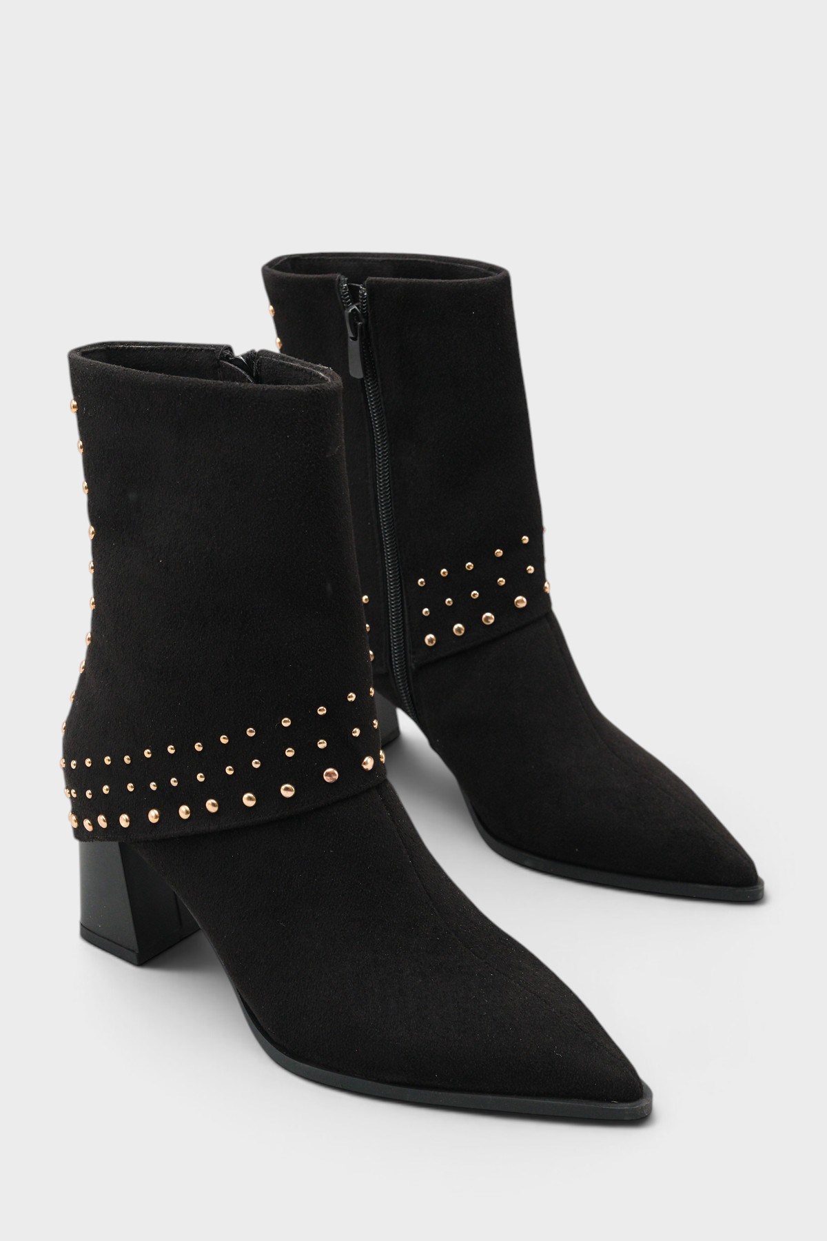Capone Outfitters 102 Women Sued Black Boot