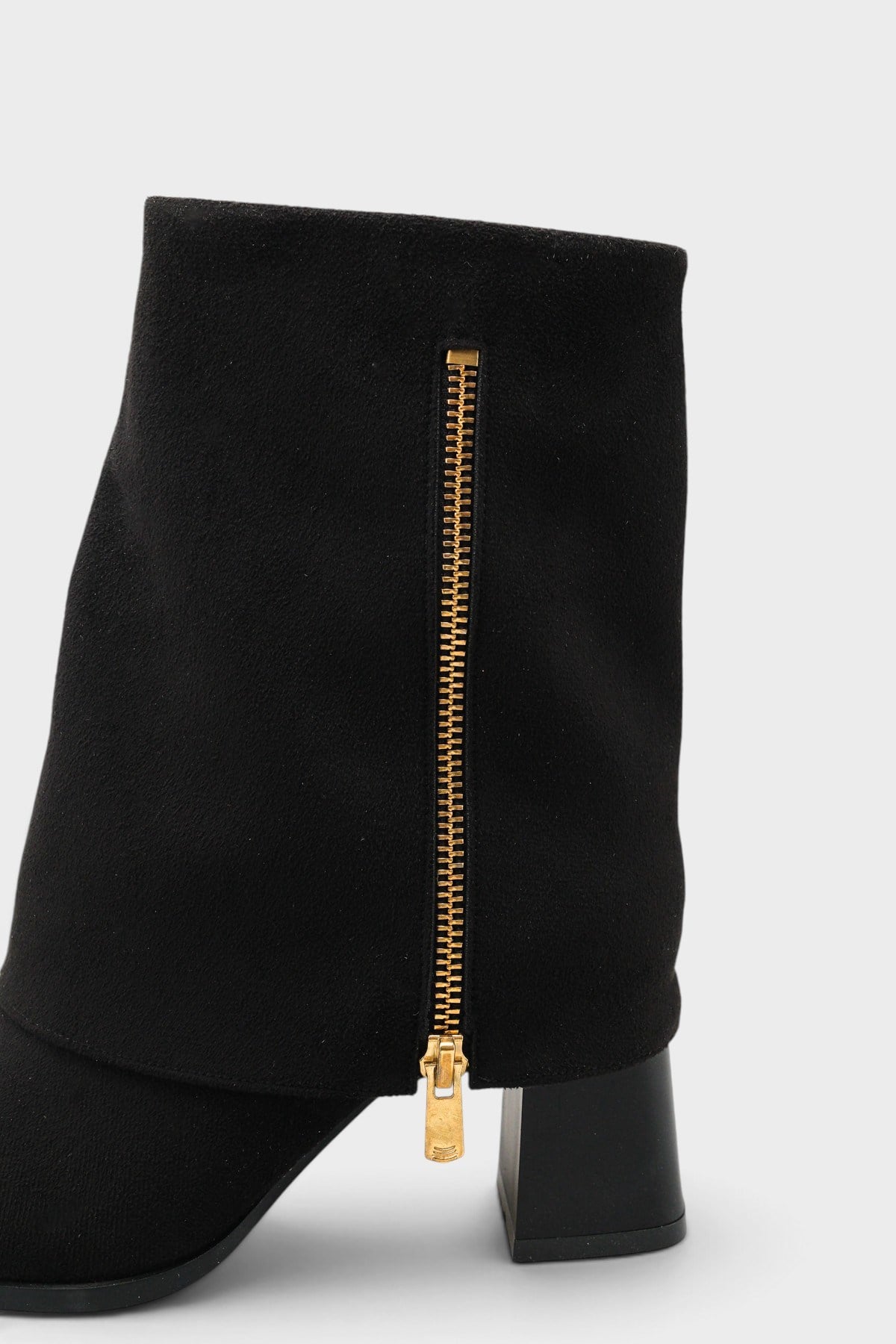 Capone Outfitters 103 Women Sued Black Boot