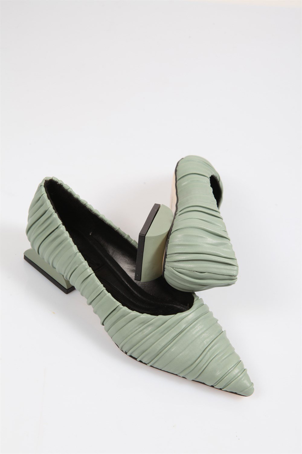 Capone Outfitters 1062 Women Mint Green Ballerina