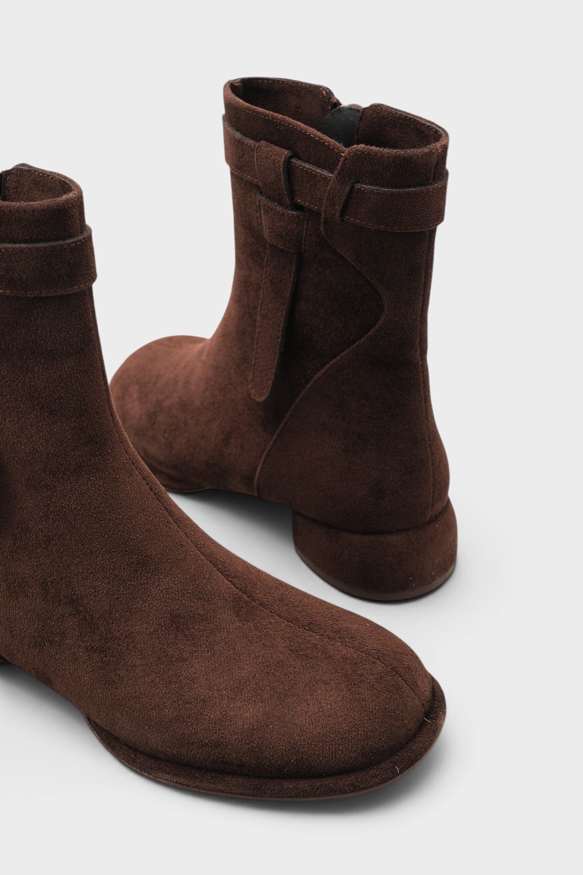 Capone Outfitters 201 Women Sued Brown Boot