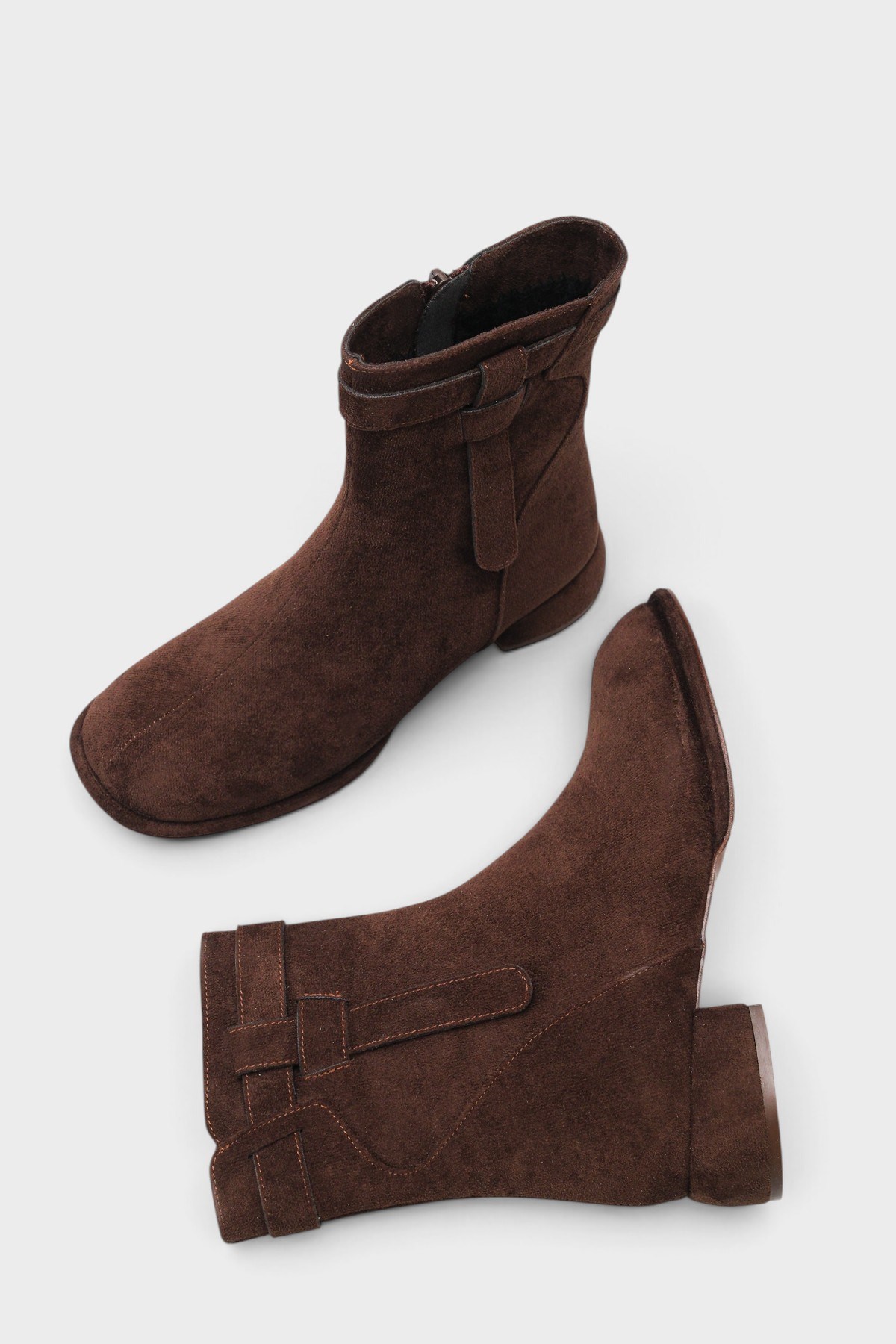 Capone Outfitters 201 Women Sued Brown Boot