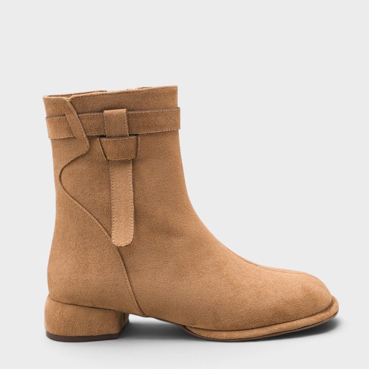 Capone Outfitters 201 Women Sued Mink Boot