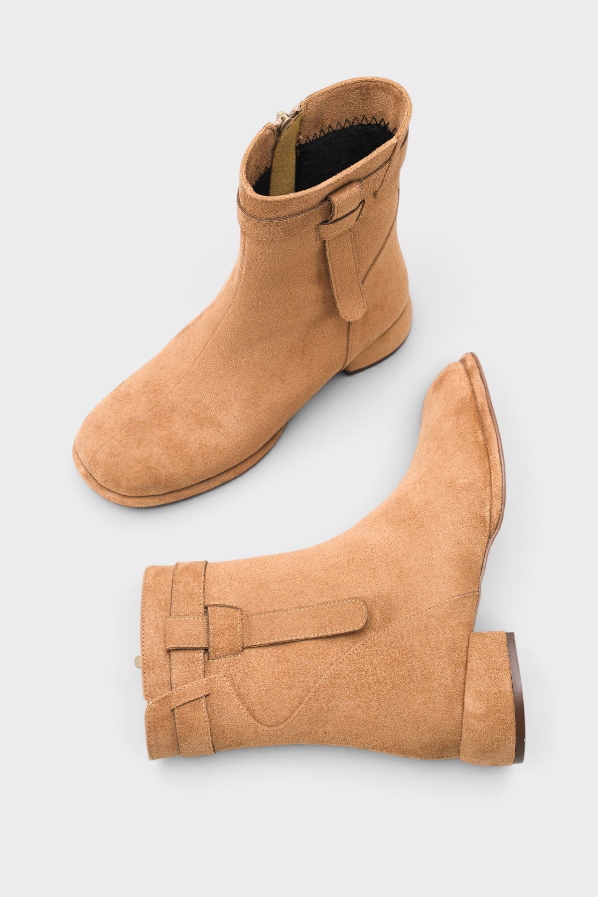 Capone Outfitters 201 Women Sued Mink Boot