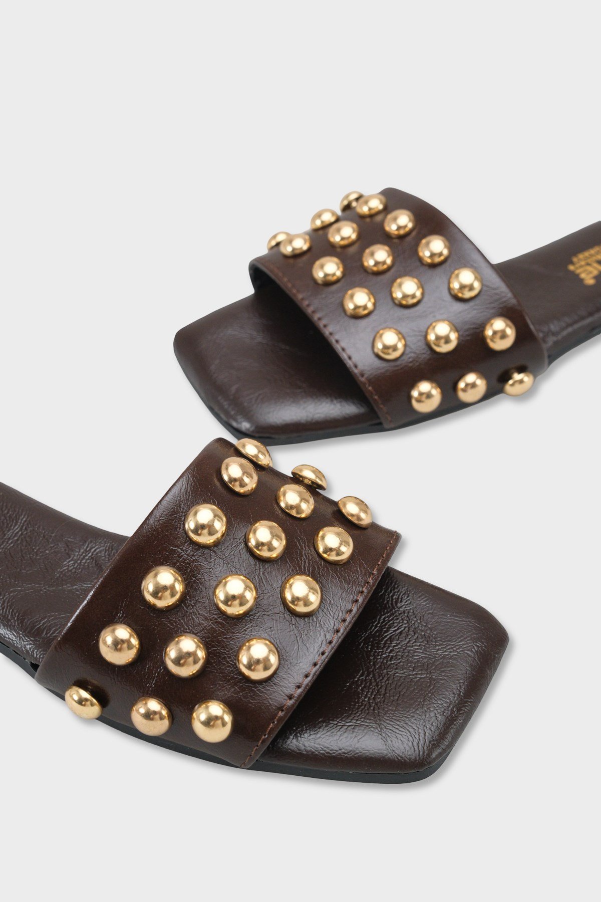 Capone Outfitters 2641 Women Brown Sandal